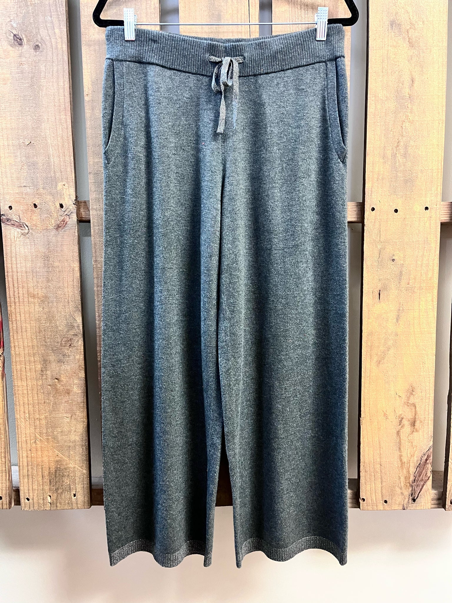 Size M SOMA GREY 3 PC Suit