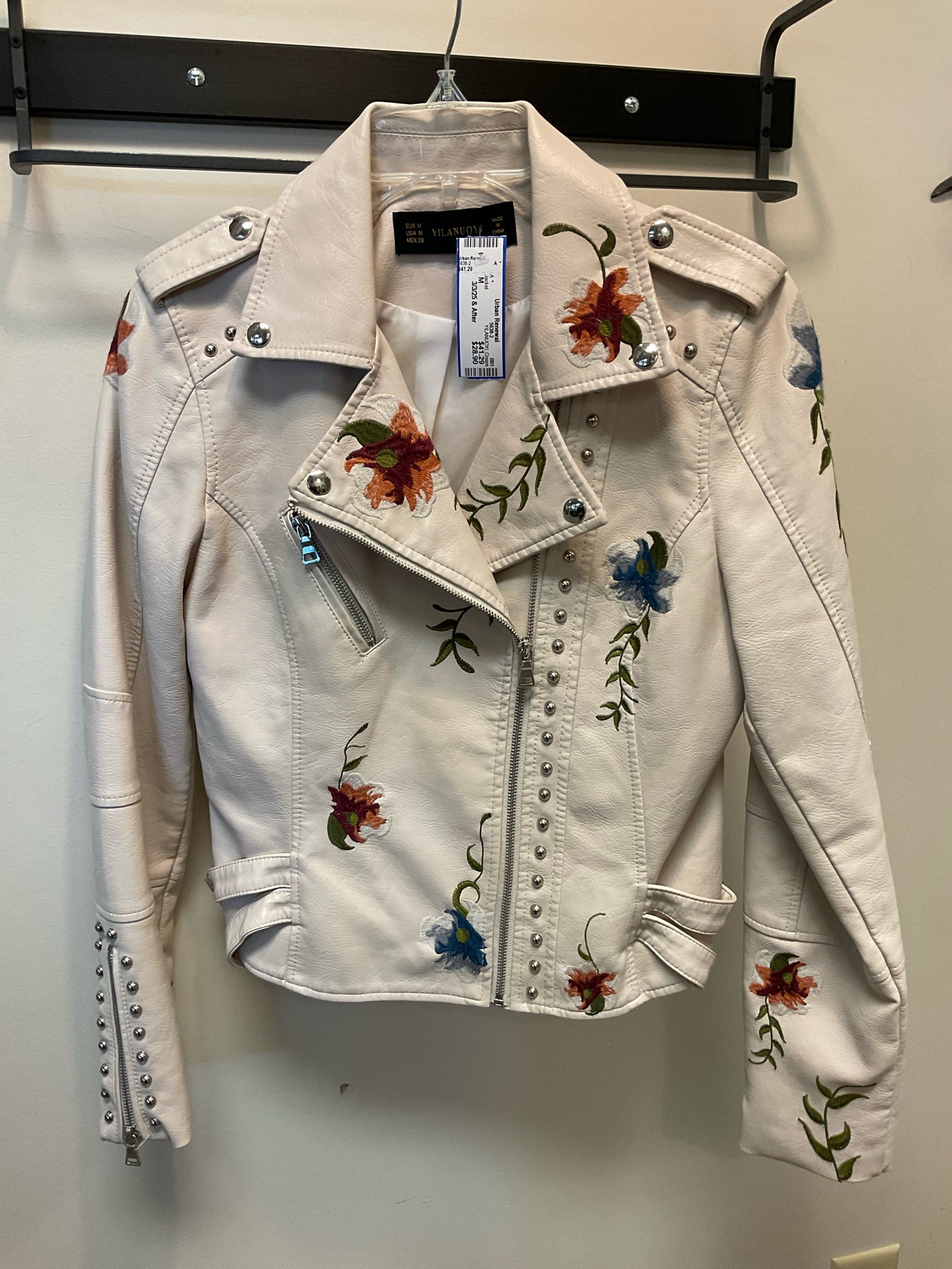 Size M YILANUOYI Cream Jacket