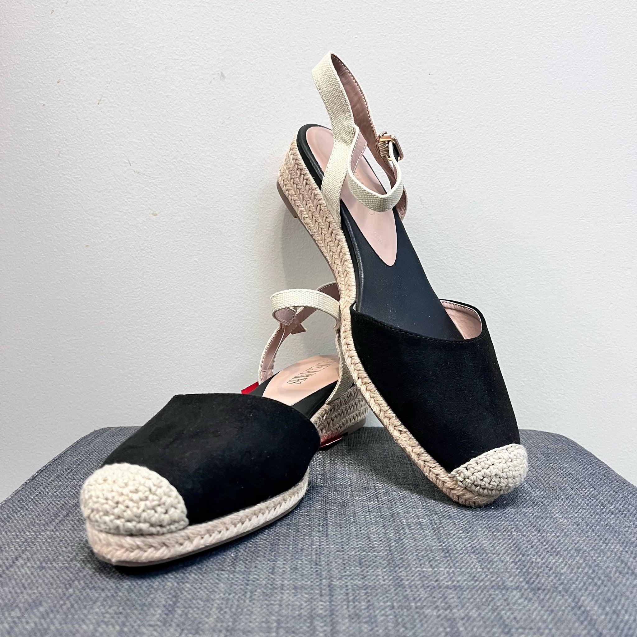 9 DREAM PAIRS Black SHOES