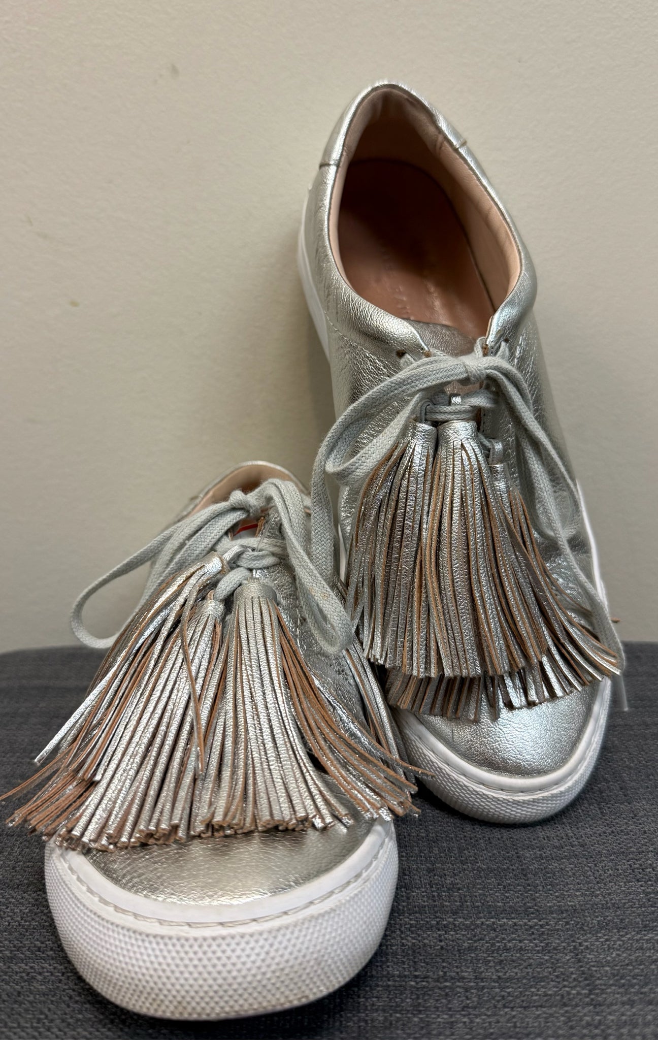 9.5 LOEFFLER RANDALL Silver SHOES