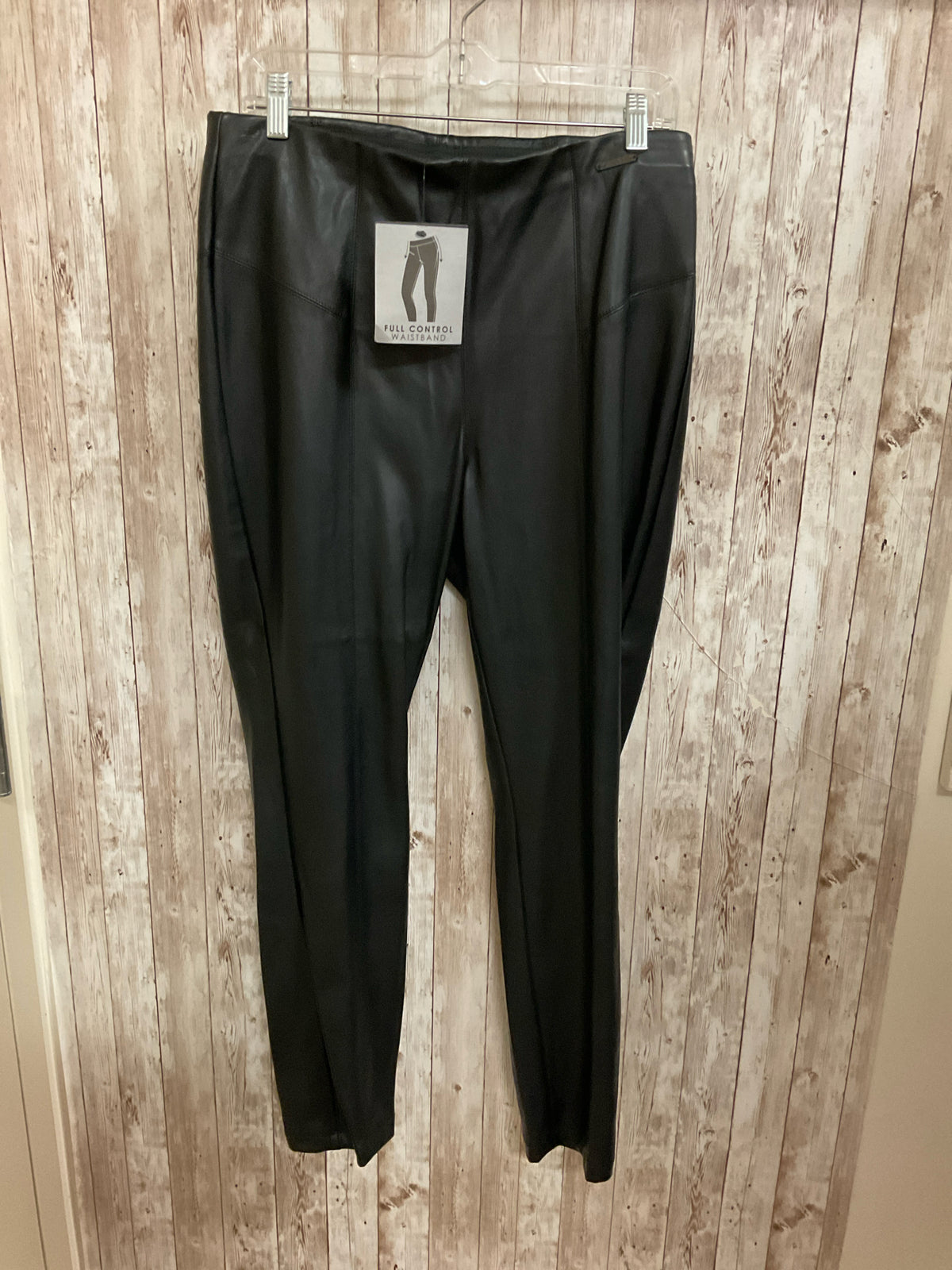 Size M MARC NEW YORK Black Pants