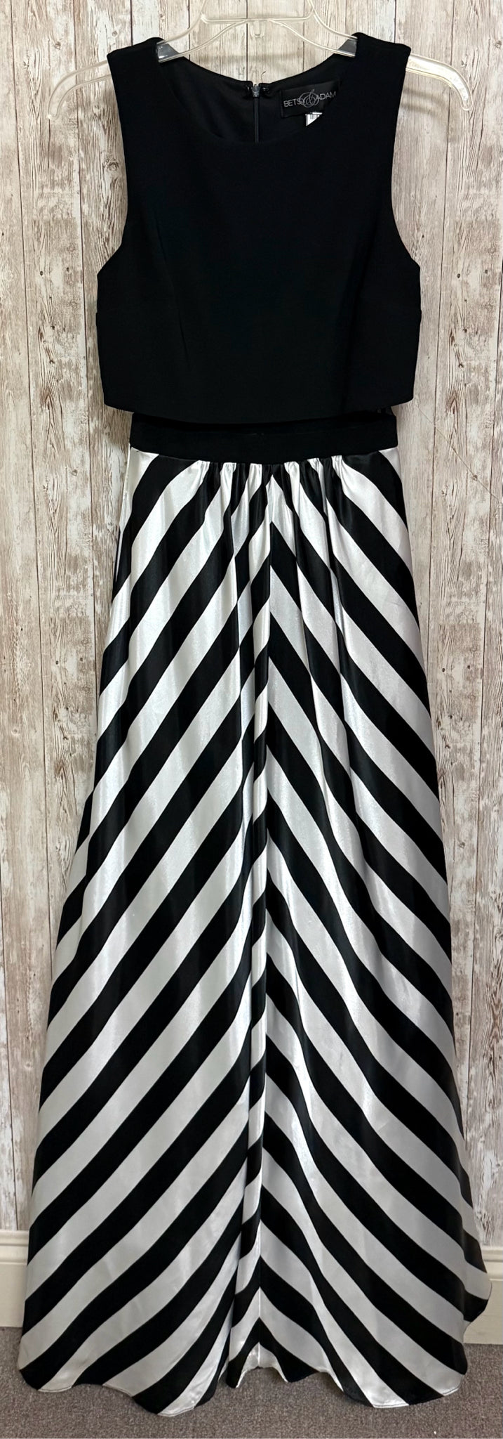 BETSY&ADAM Size 2 BLACK AND WHITE STRIPE Dress