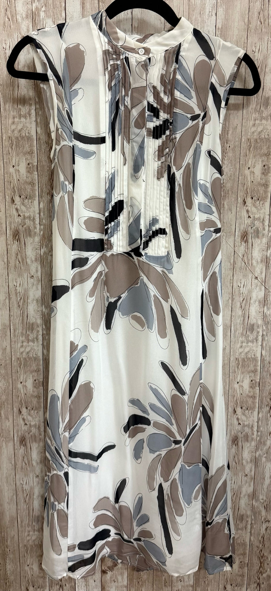 Size 8 PESERICO WHITE FLORAL Dress
