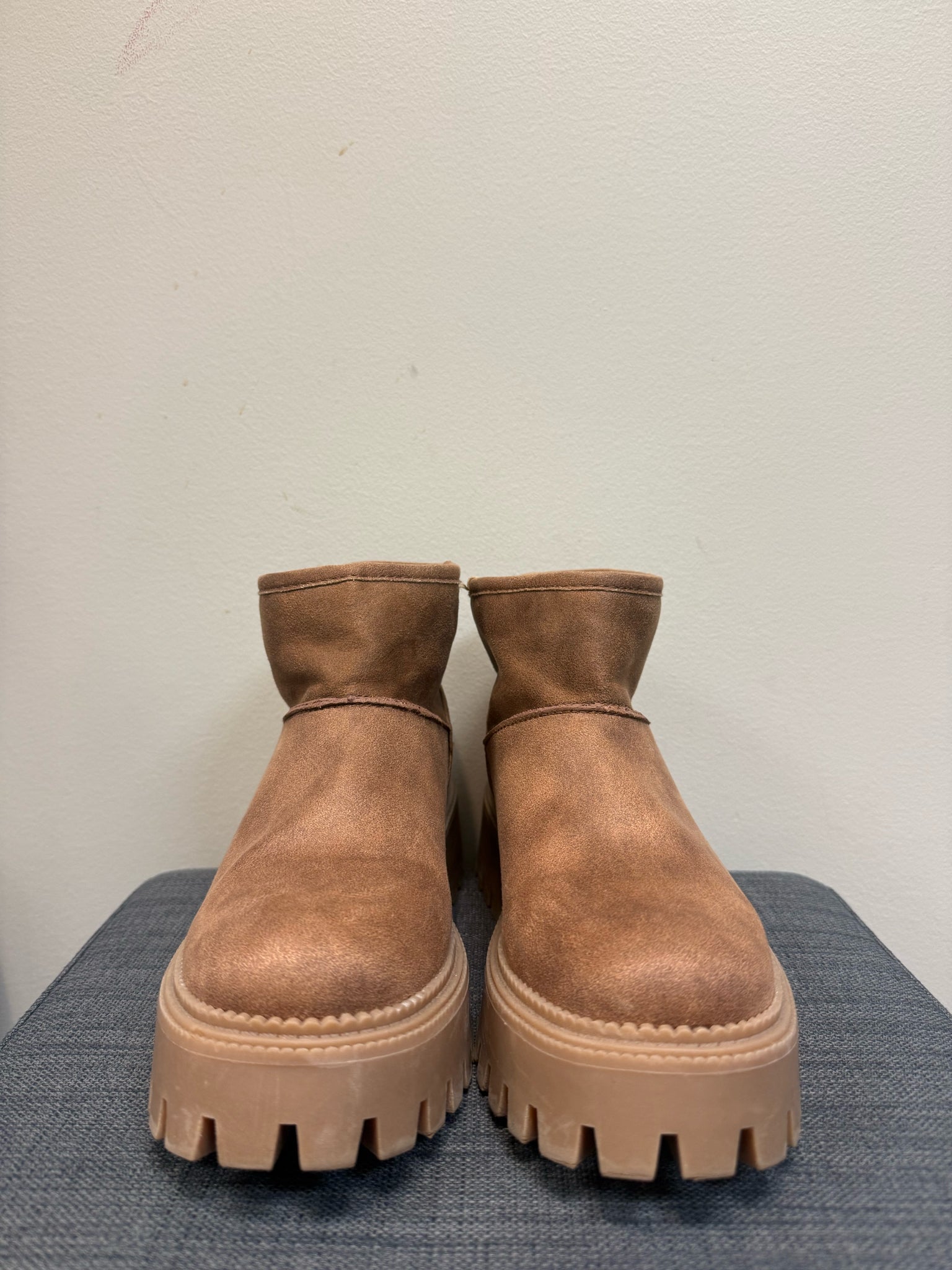 7 DOLCE VITA Tan Boots