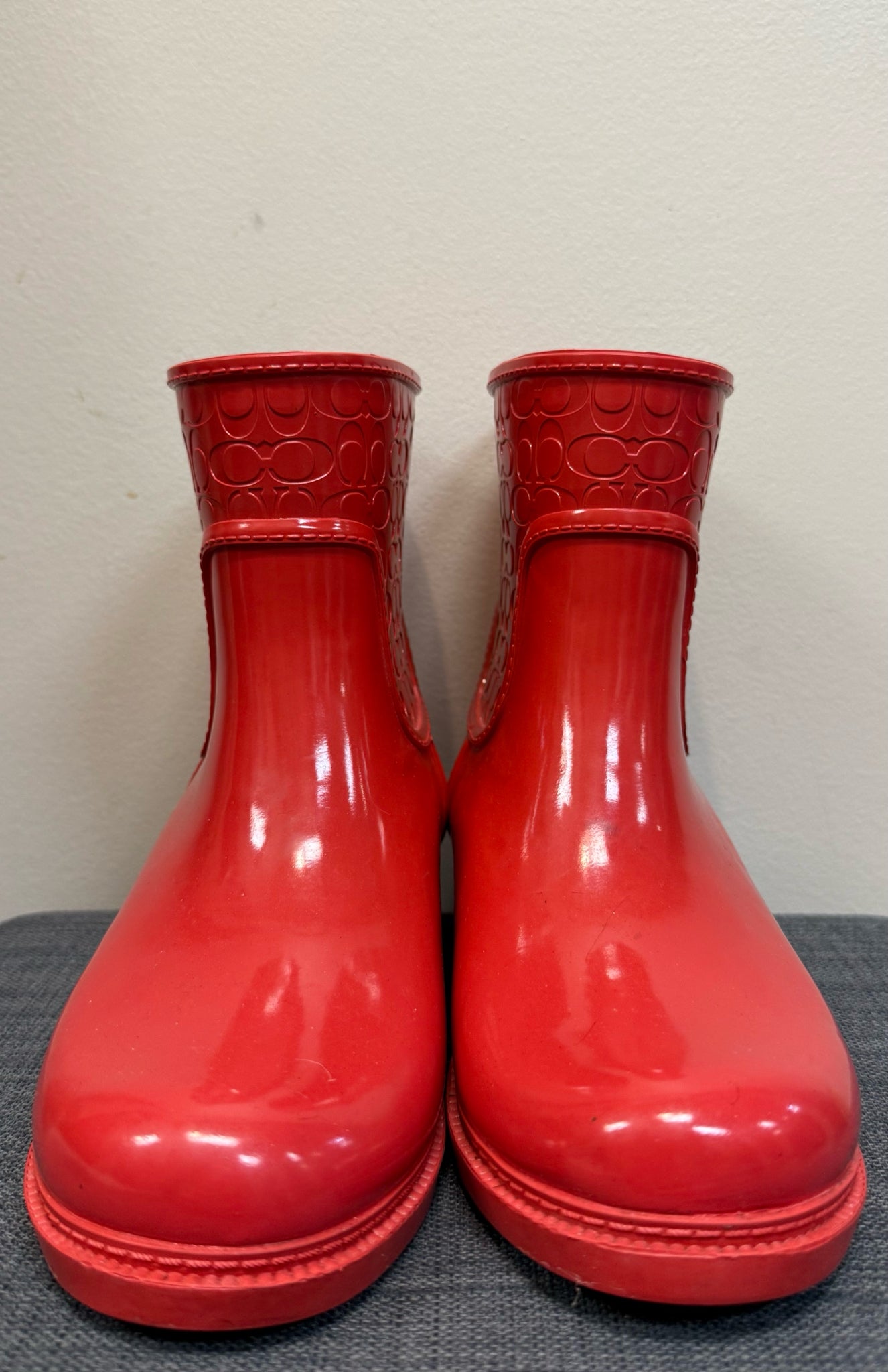 7 COACH Red Boots