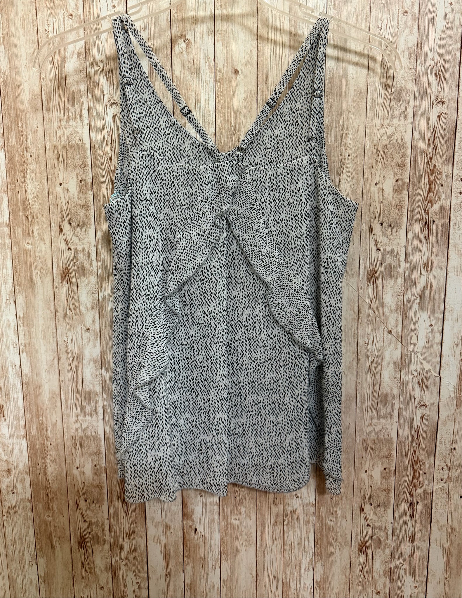 CABI Size XS BLACK AND WHITE PRINT Top