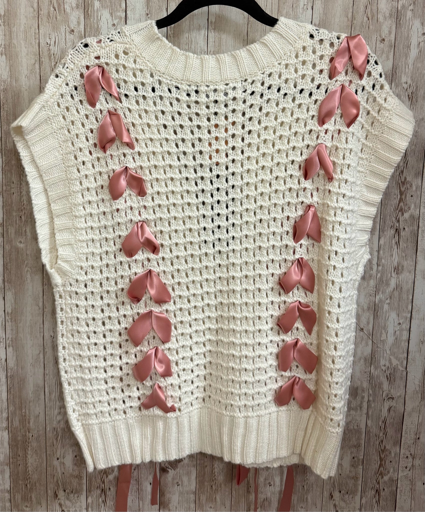 Size M 37 ORCHARD Cream Top