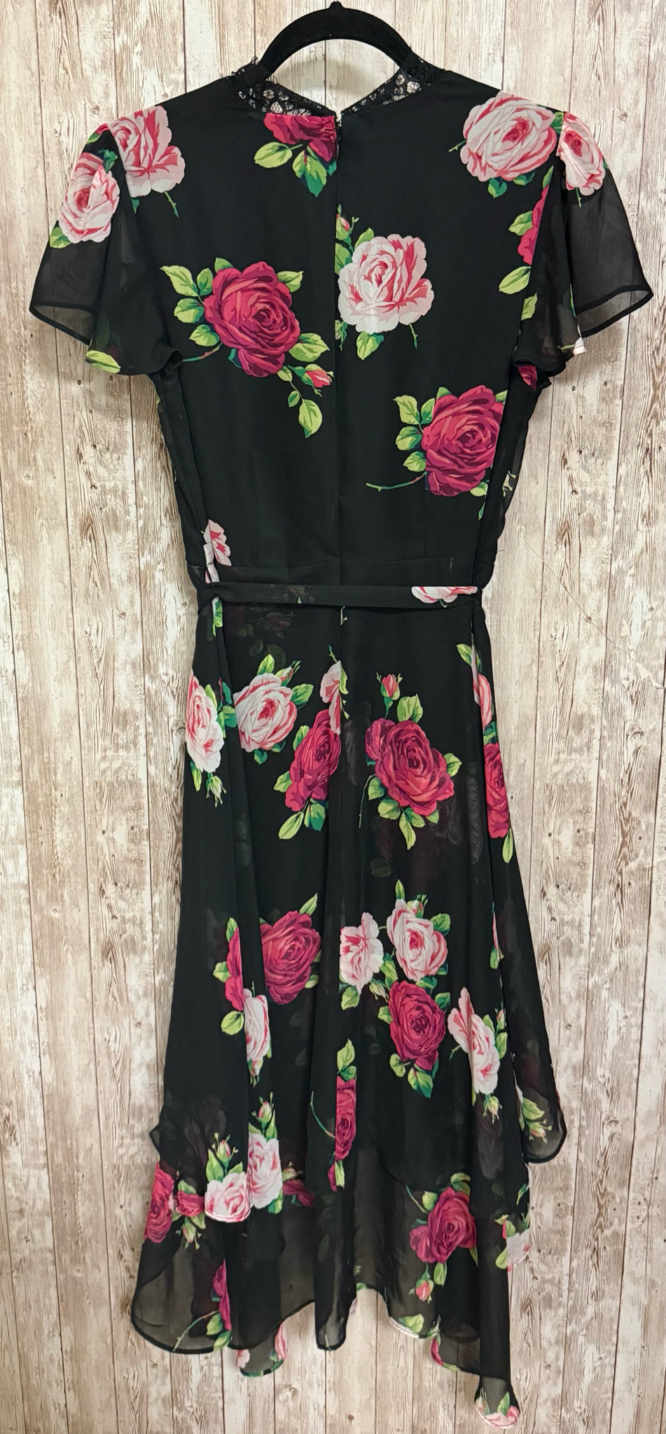 BETSEY JOHNSON Size 8P BLACK AND PINK FLORAL Dress