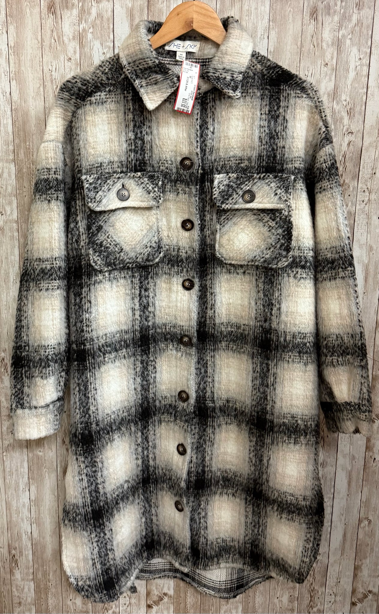 Size M SHE+SKY CREAM AND BLUE SHACKET