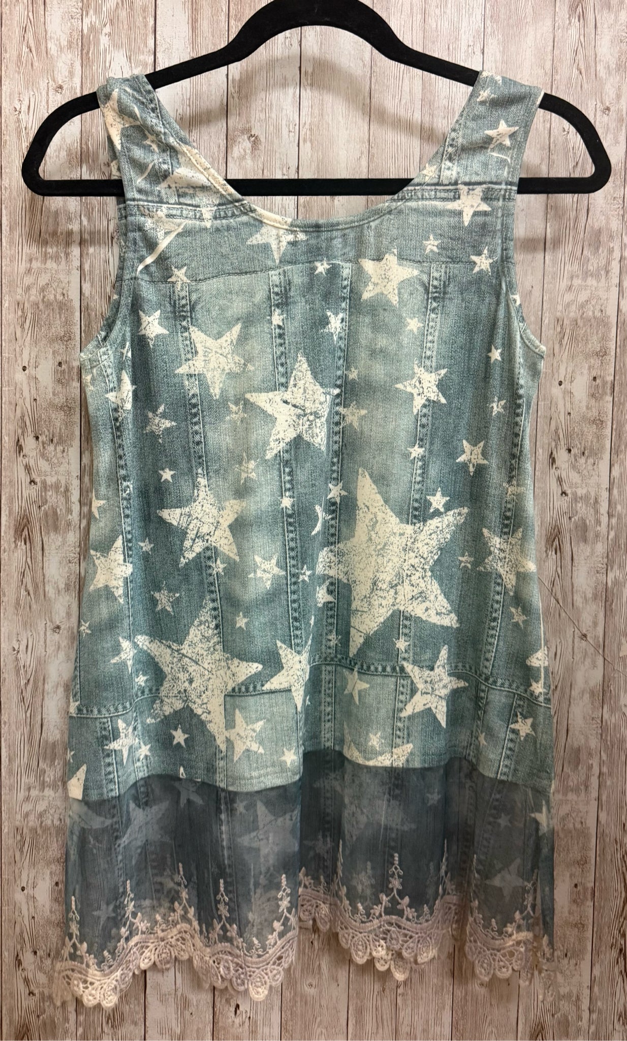 Size M ORGAMI BLUE AND CREAM Top
