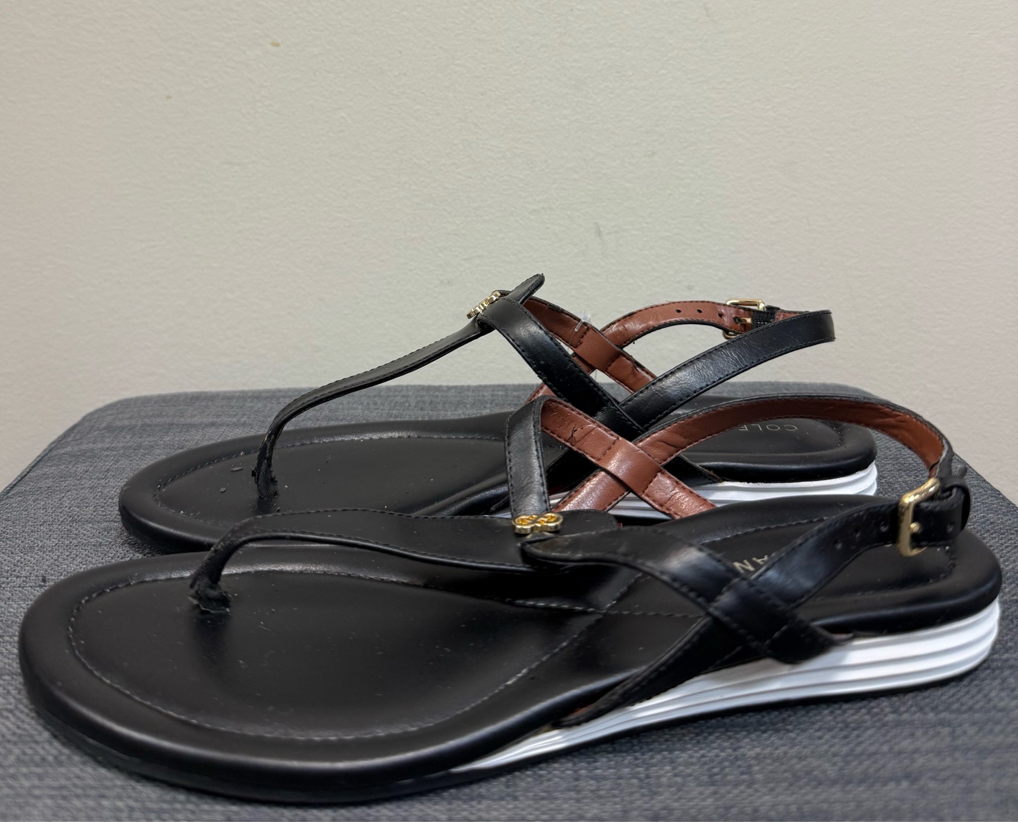 6.5 COLE HAAN Black Sandals