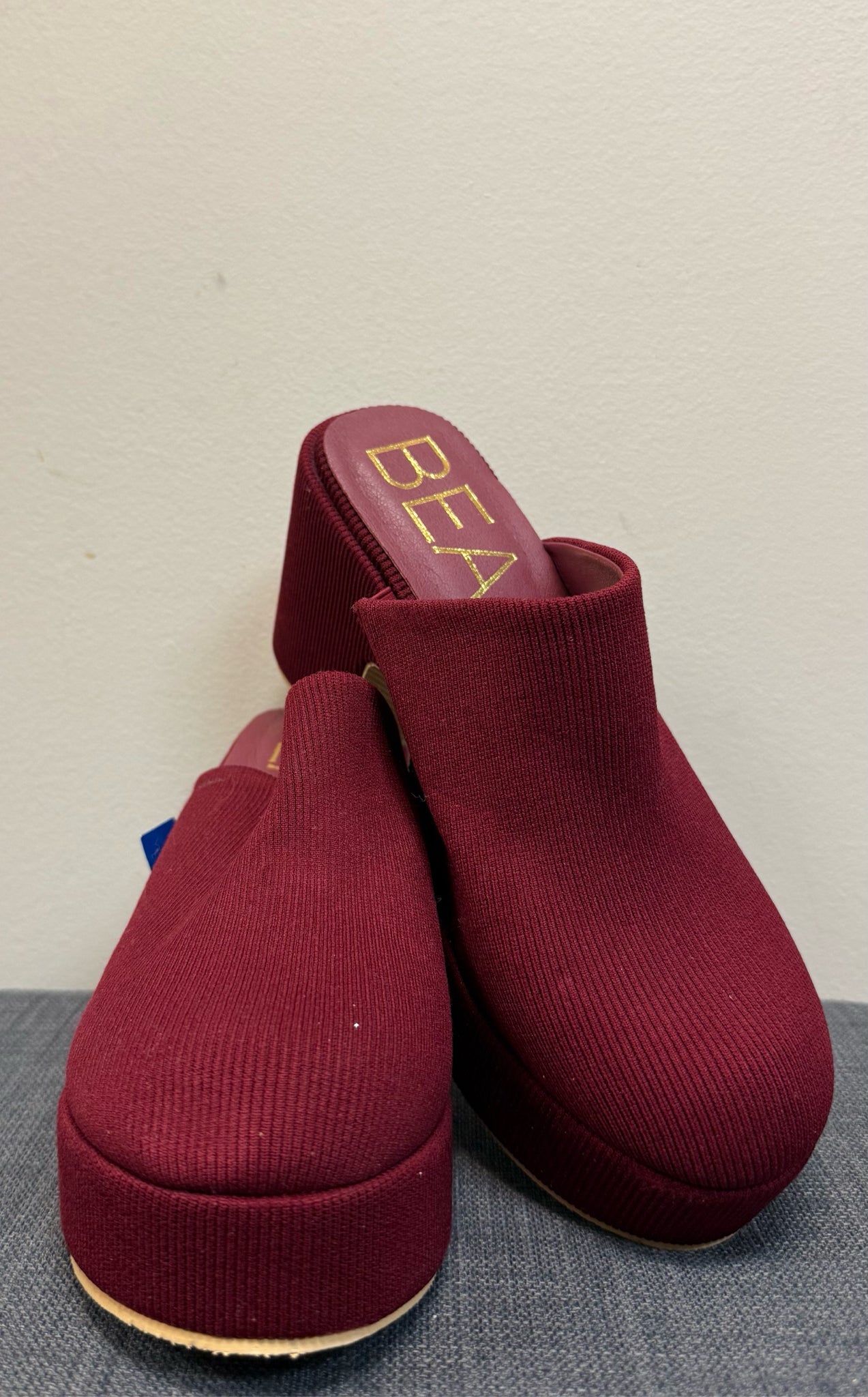 8 BEACH Burgundy SHOES