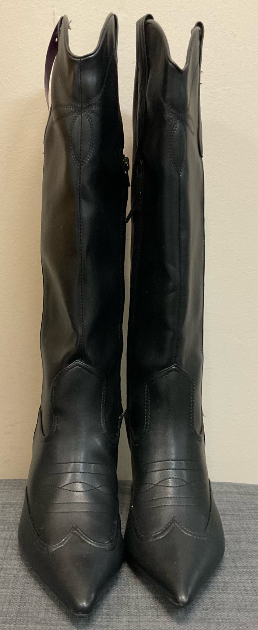 6 INC Black Boots