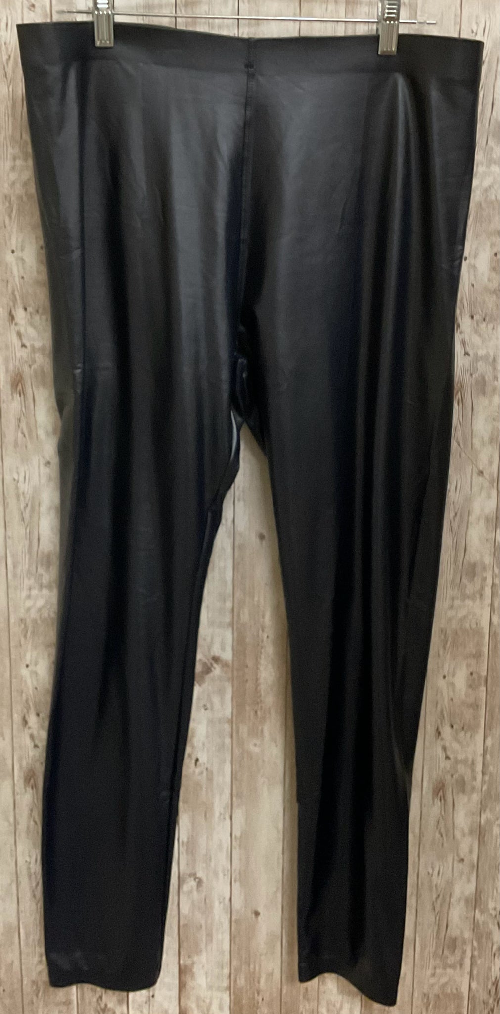 Size XL HUE Navy Pants