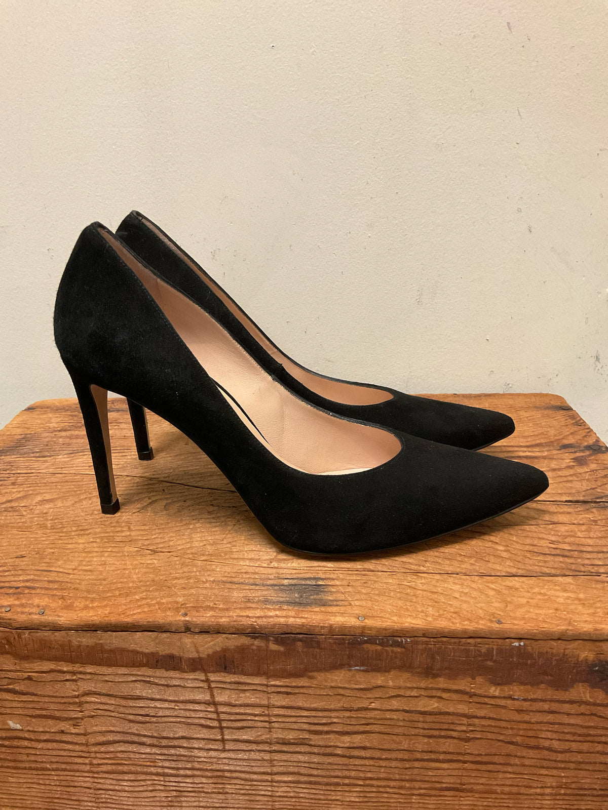 8.5 STUART WEITZMAN Black SHOES