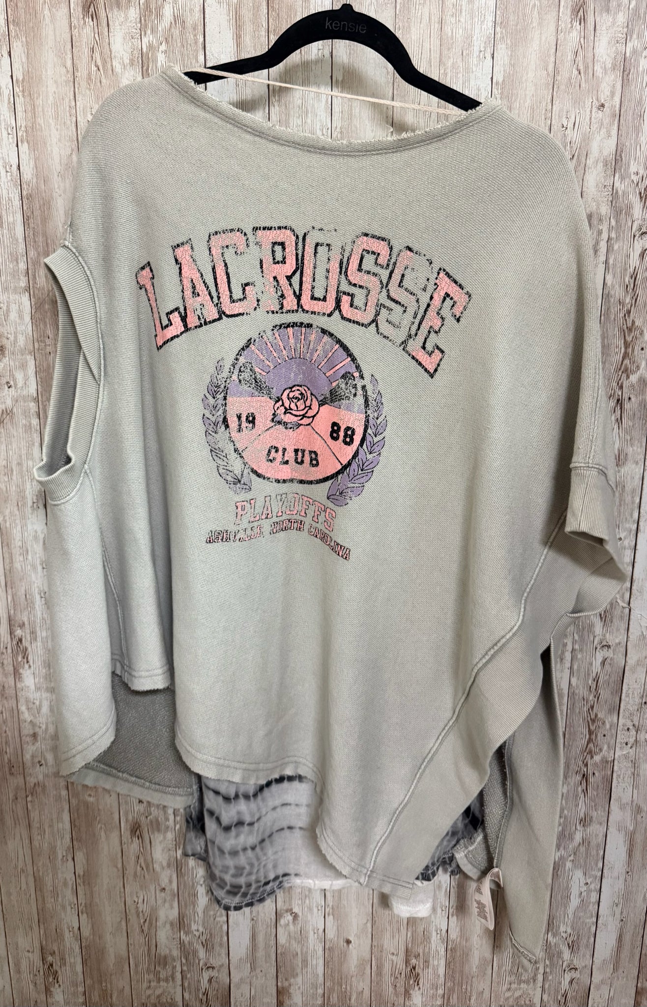 FREE PEOPLE Size M Light Green Top
