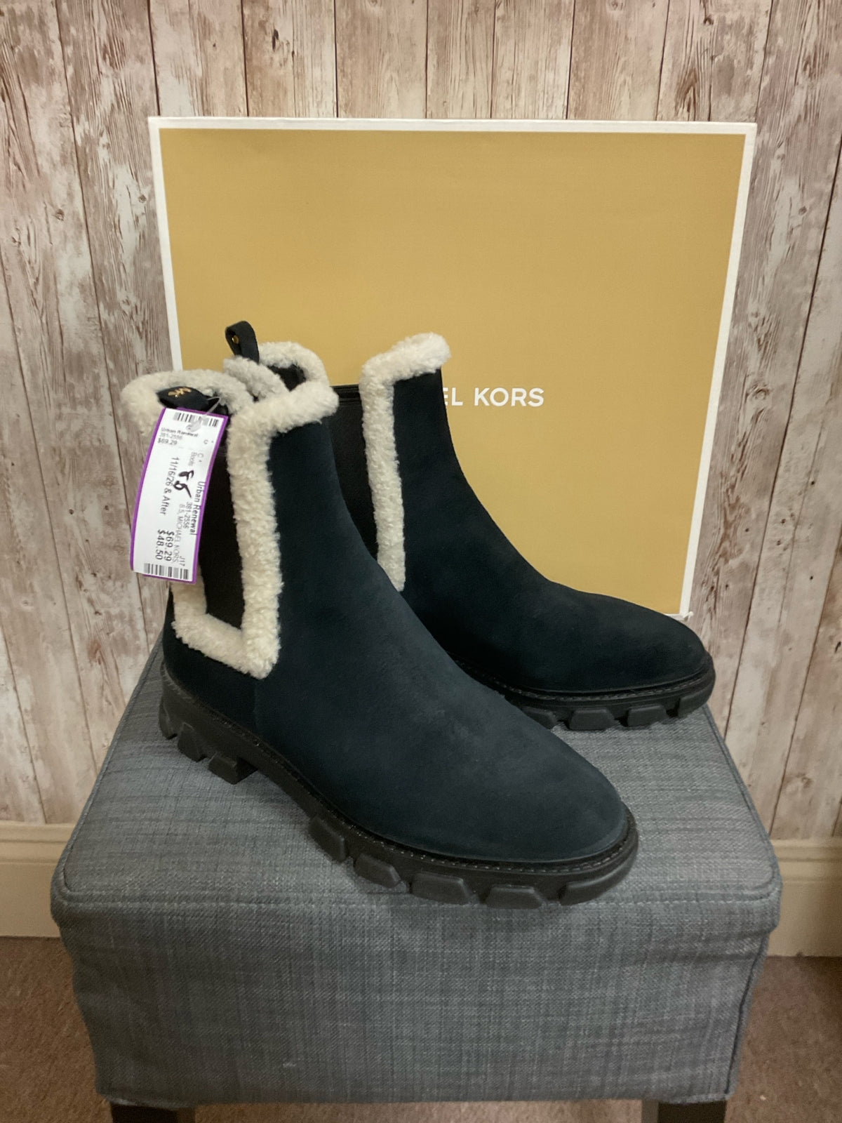 8.5 MICHAEL KORS Black Boots