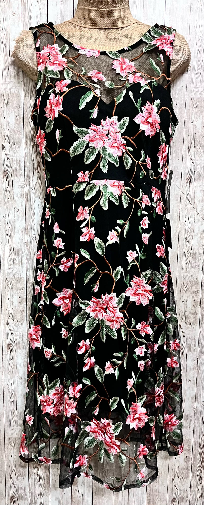 LULUS Size M Black Dress