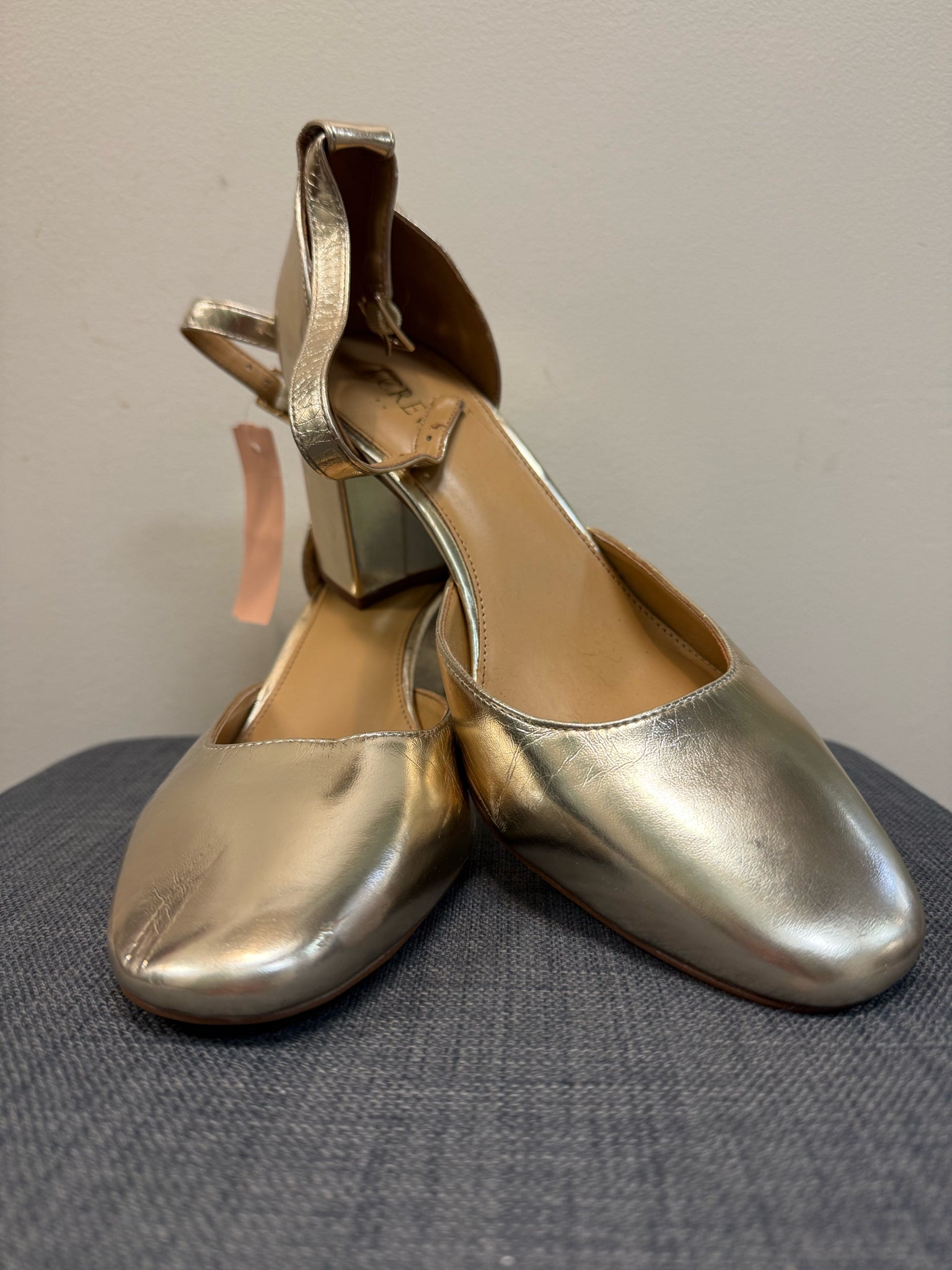 10 J.CREW Gold SHOES