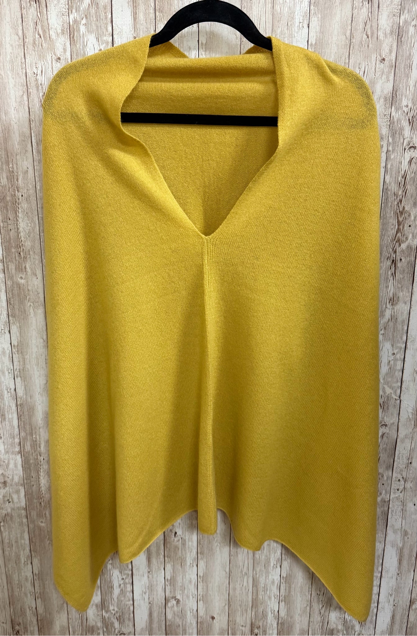 Size One Size IN CASHMERE Mustard poncho