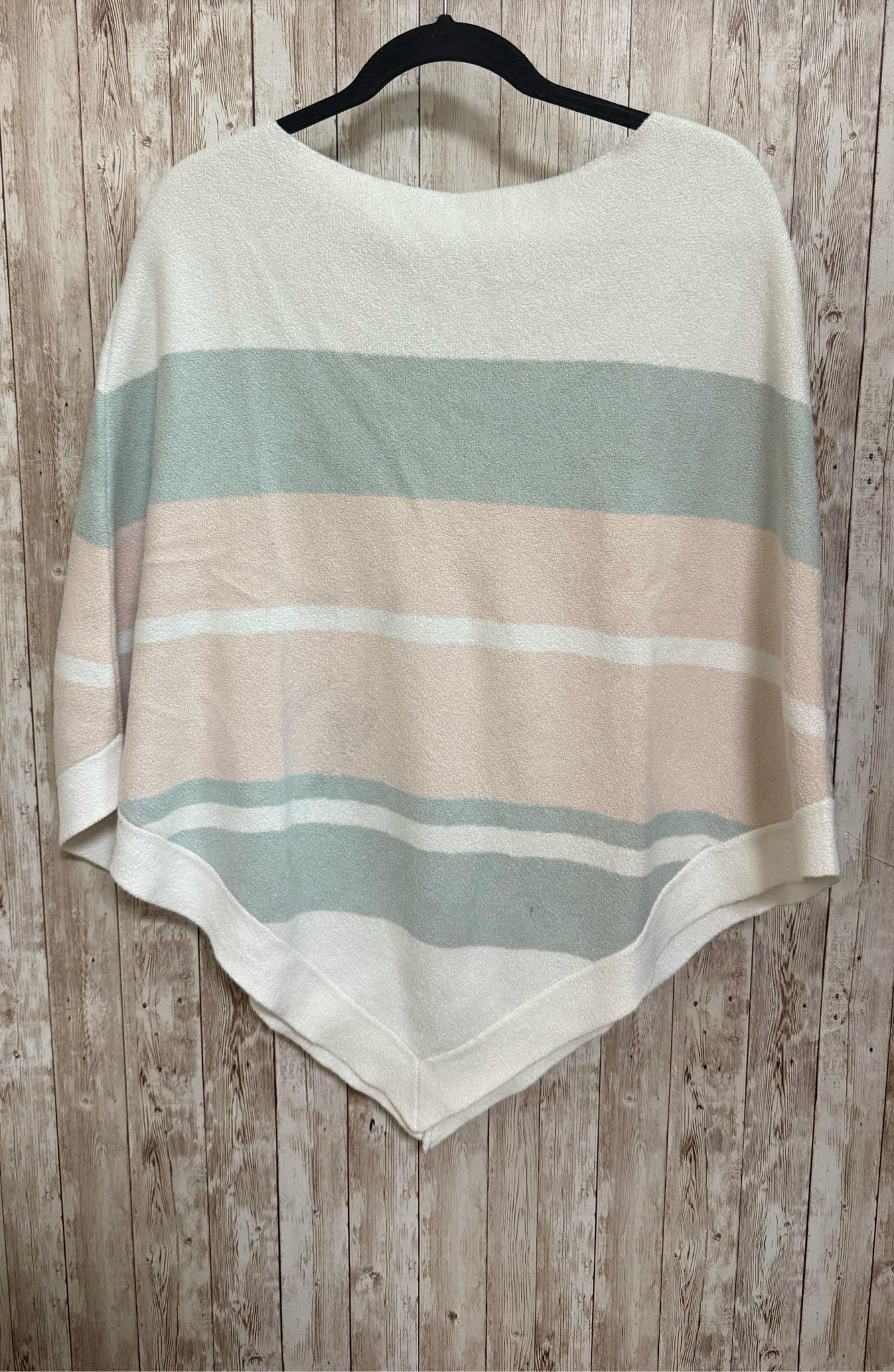 BAREFOOT DREAMS Size One Size PINK AND GREEN STRIPE Poncho