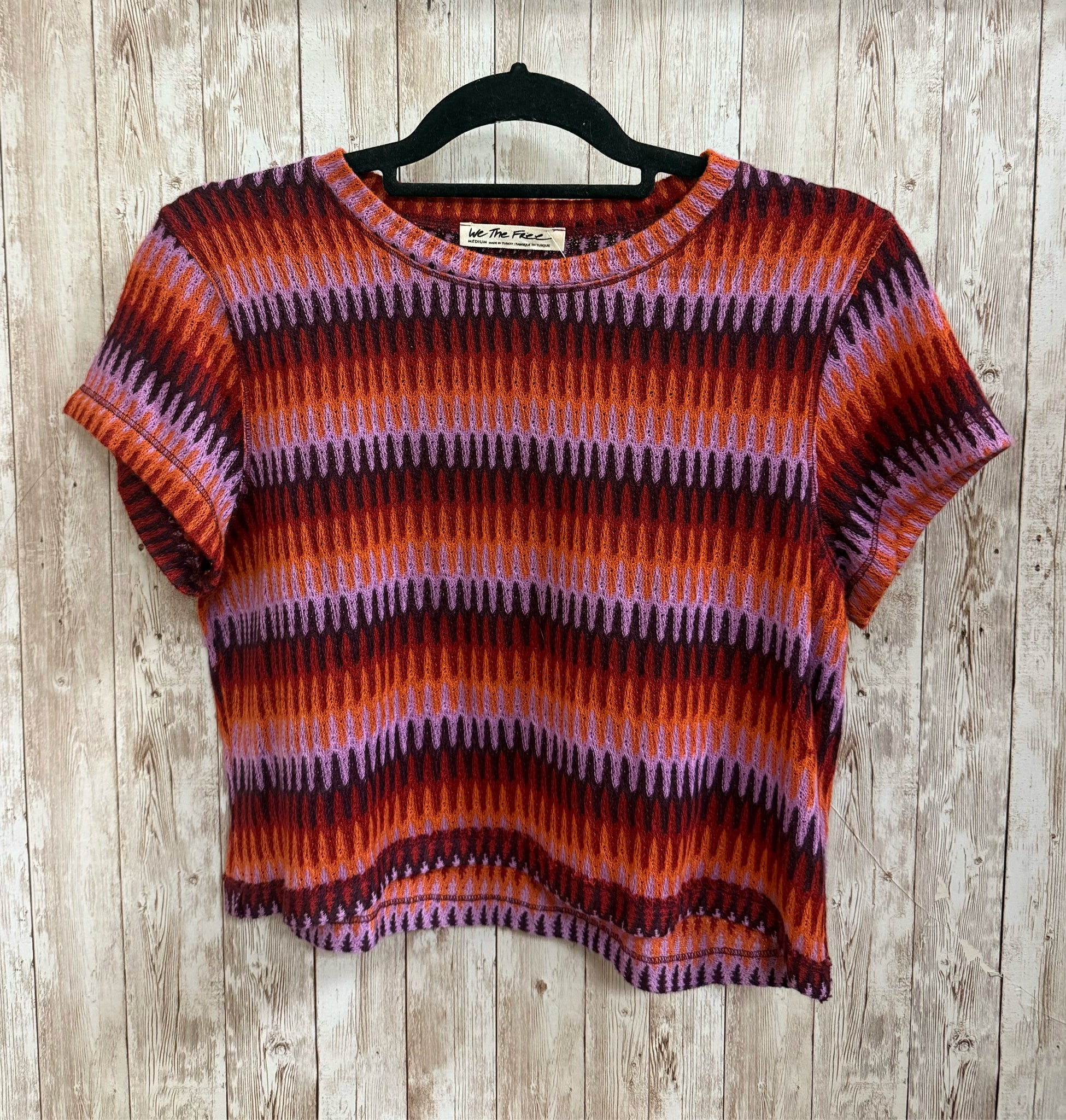 Size M WE THE FREE VIOLET PRINT Top