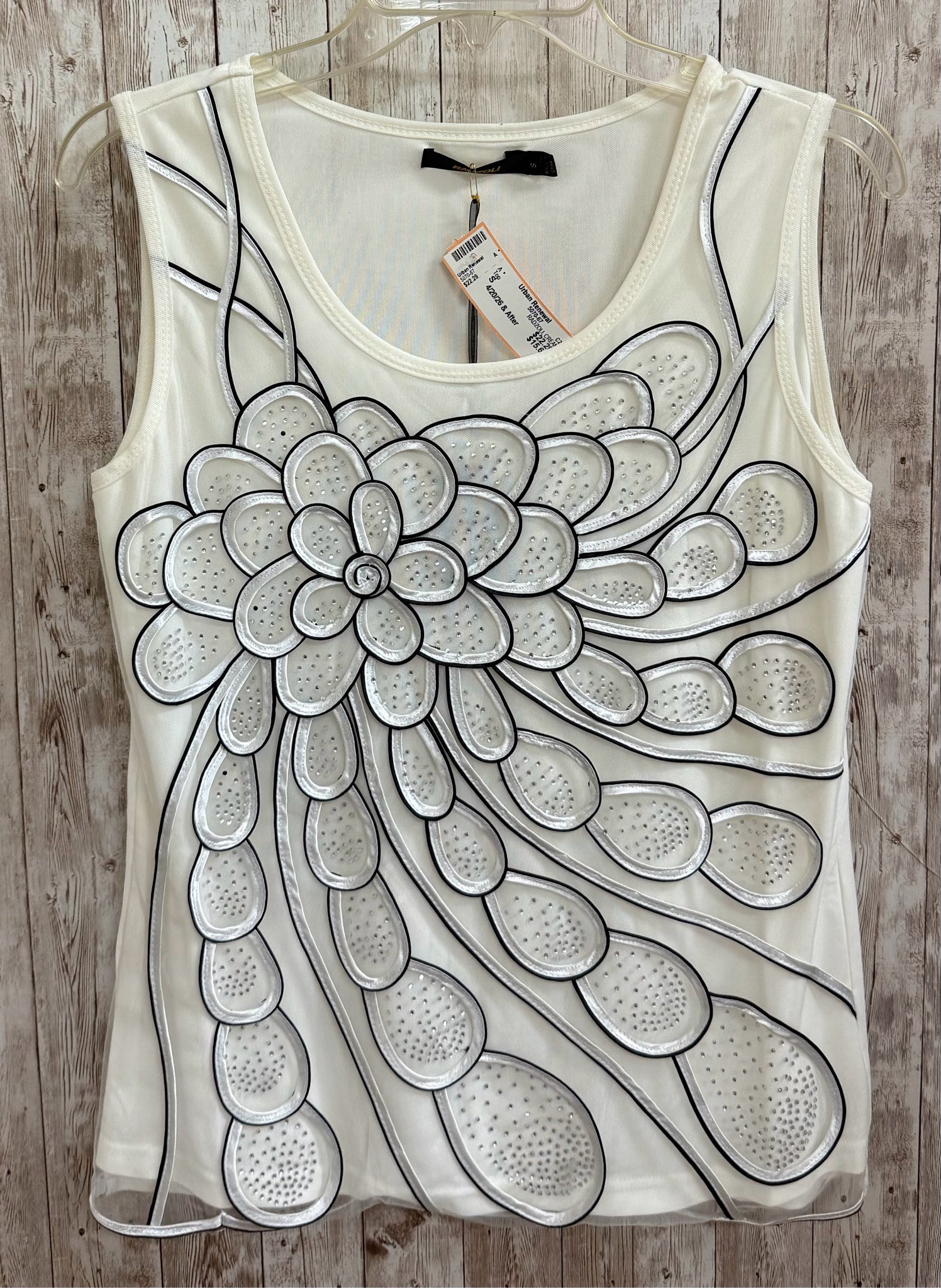 Size S RADZOLI CREAM AND BLACK Top