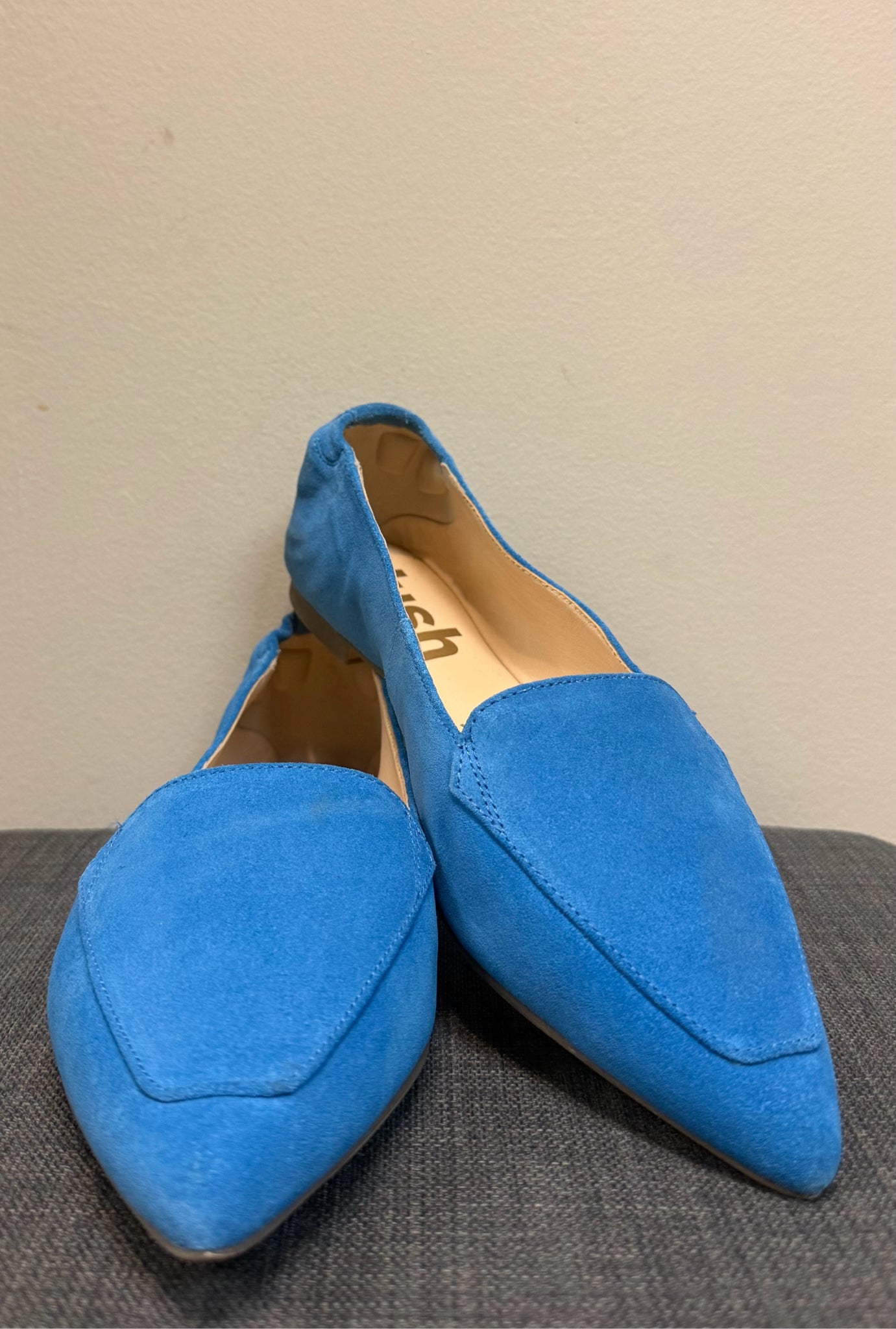 9.5 HUSH PUPPIES Blue SHOES