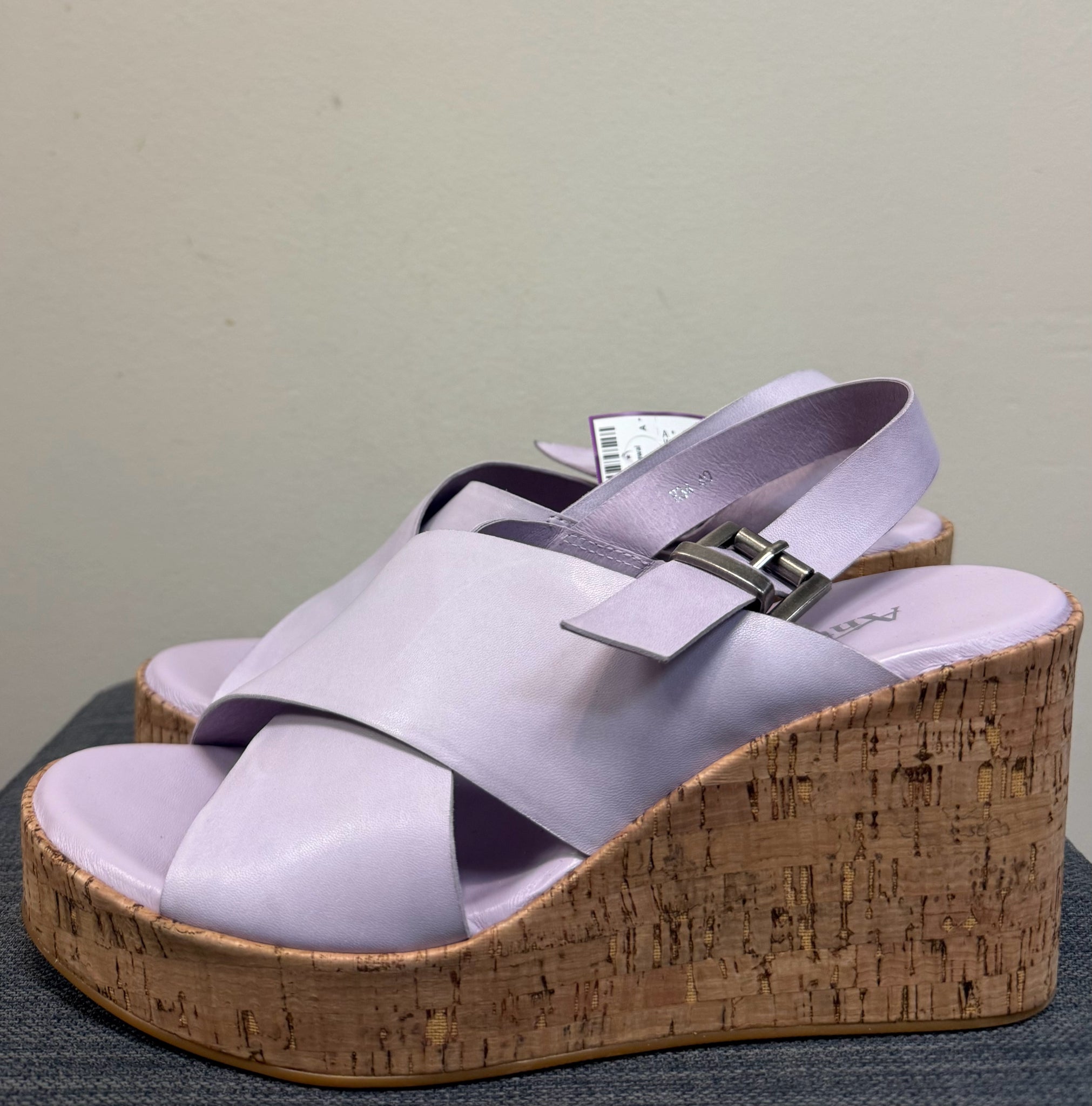 9 ANTELOPE Violet Wedges