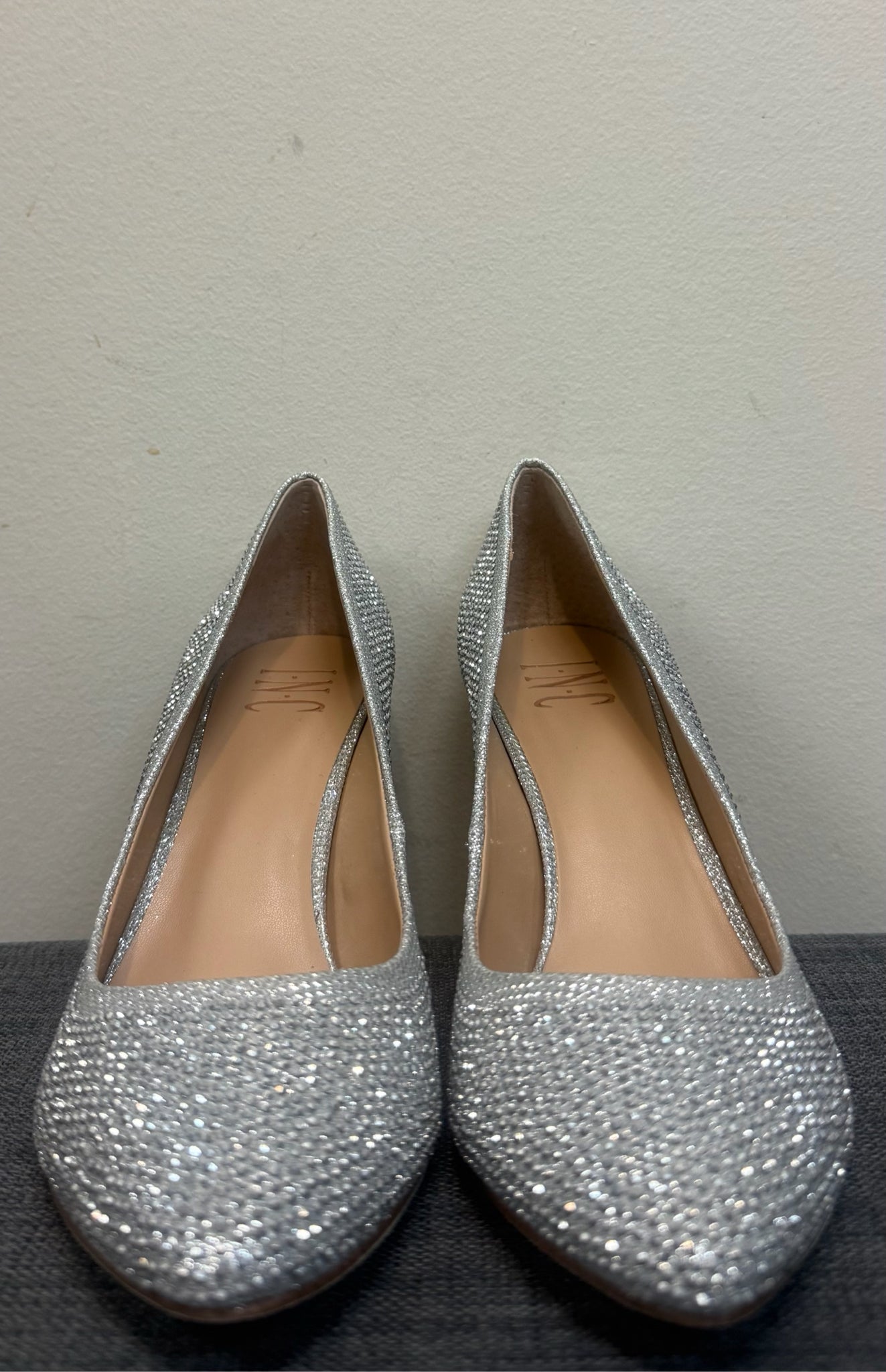 7.5 INC Silver SHOES