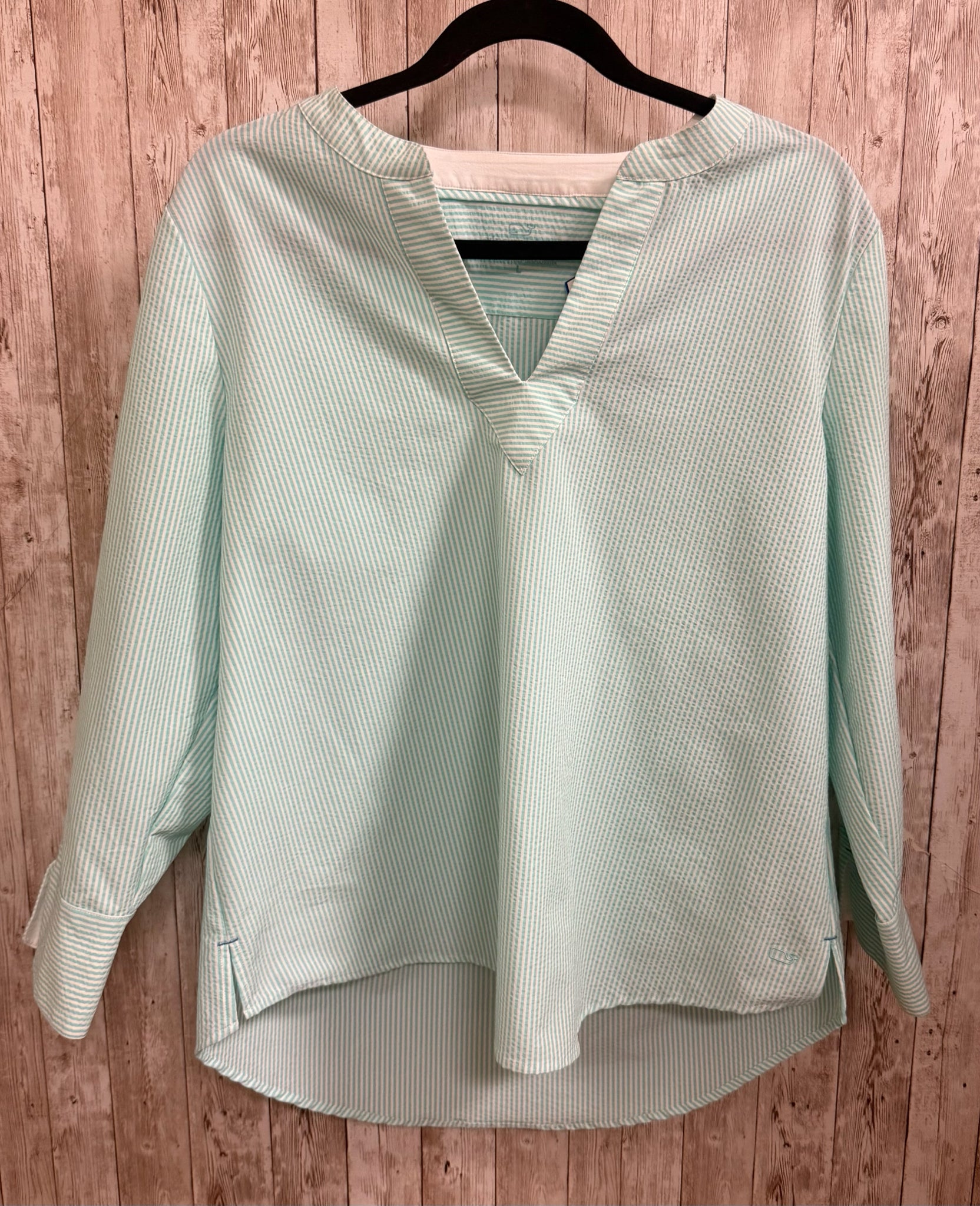 Size L VINEYARD VINES AQUA AND WHITE Top