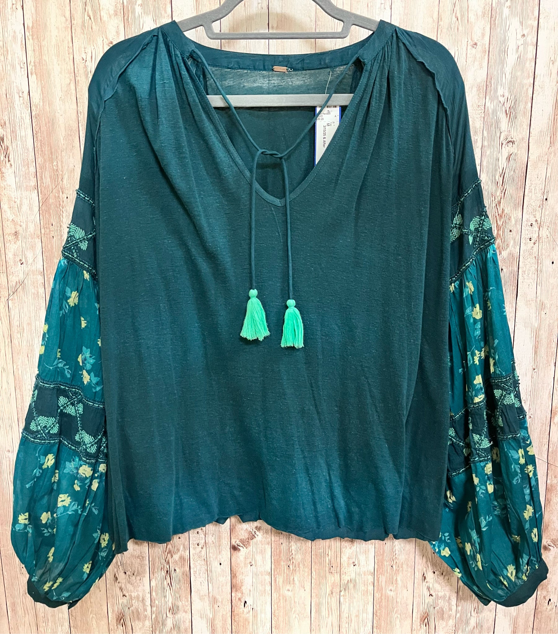 FREE PEOPLE Size M Green Top