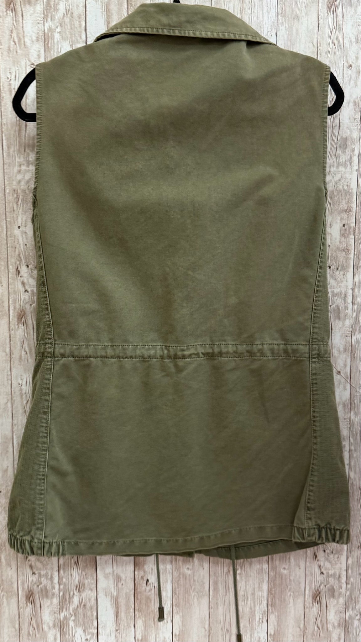 Size M WILLOW & CLAY Olive Vest