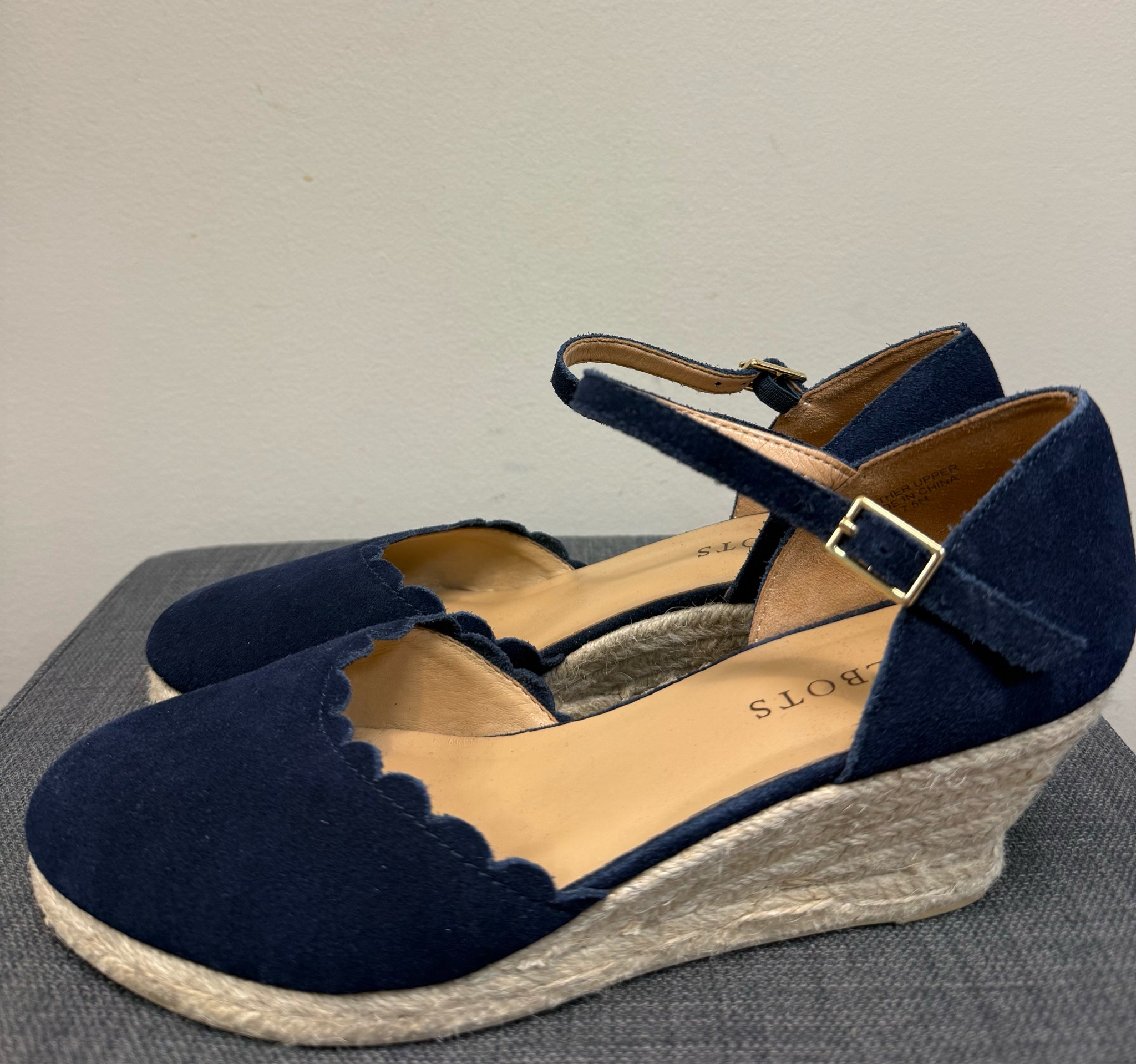 7.5 TALBOTS Navy SHOES