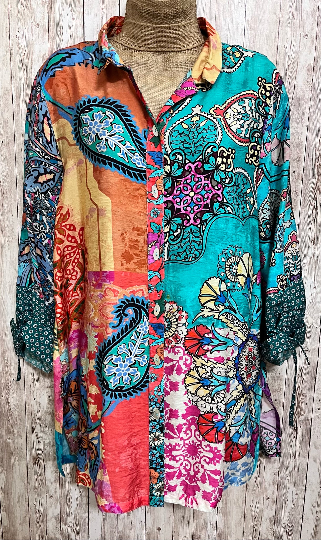 Size S JOHN MARK MULTI COLOR Top