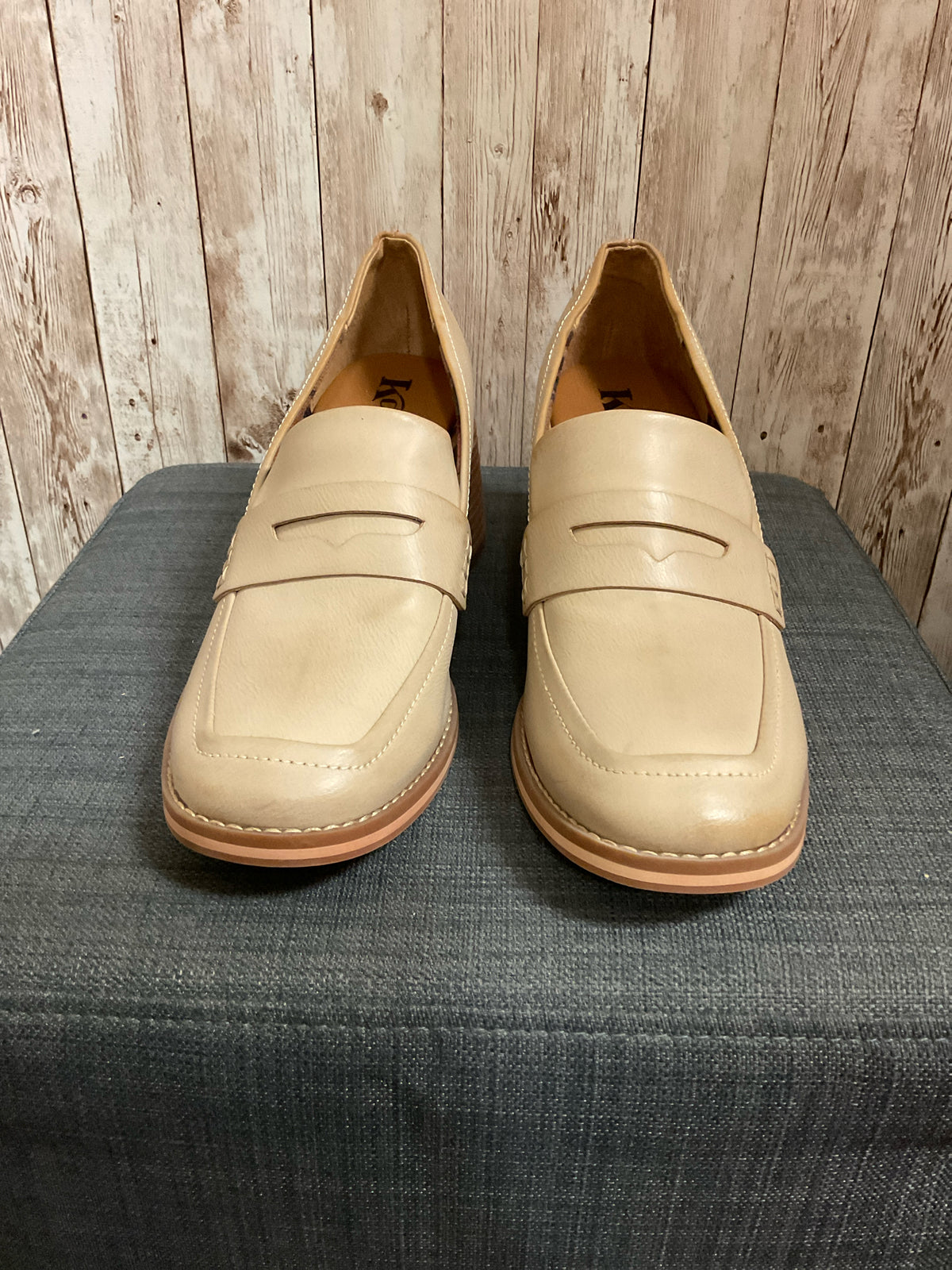 8 KORKS Tan SHOES