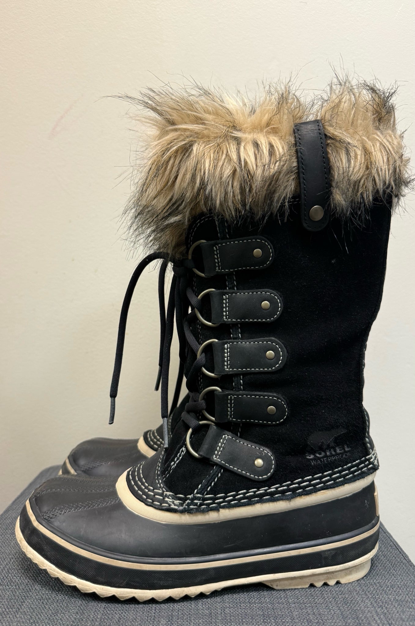 SOREL 6 Black Boots