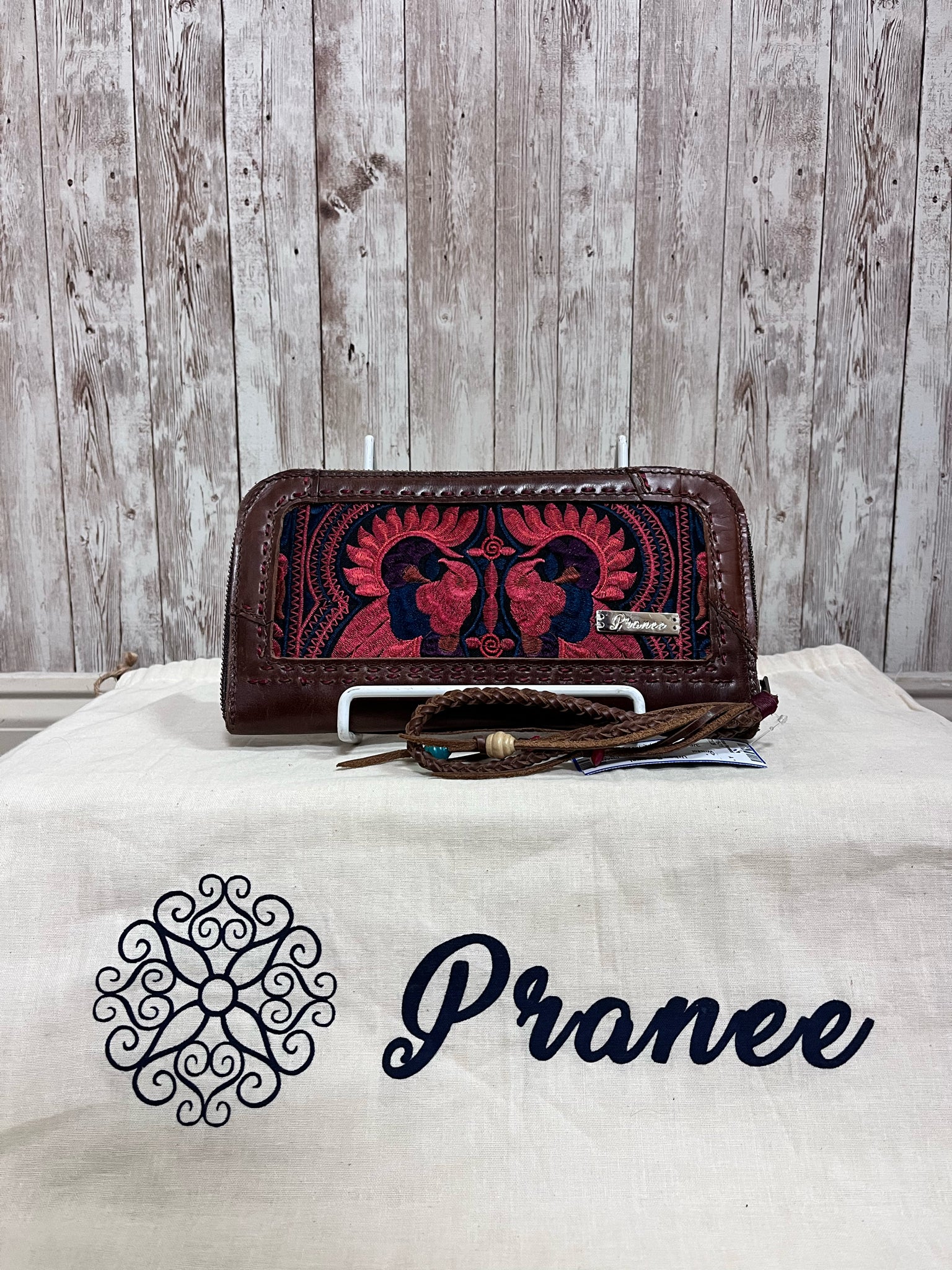 PRANEE Wristlet