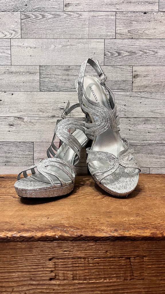 ADRIANNA PAPELL 8.5 Silver SHOES