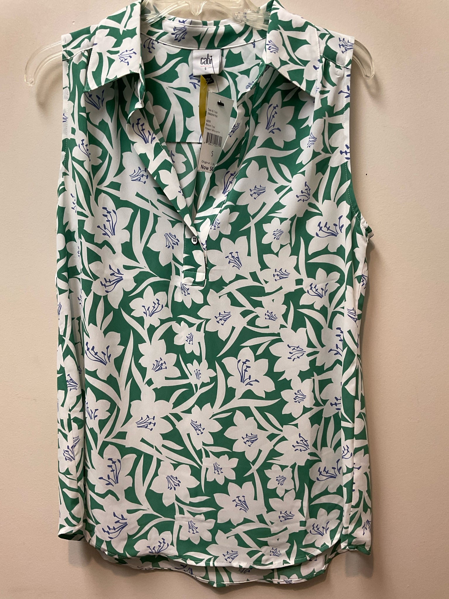Size S CABI GREEN AND WHITE Top