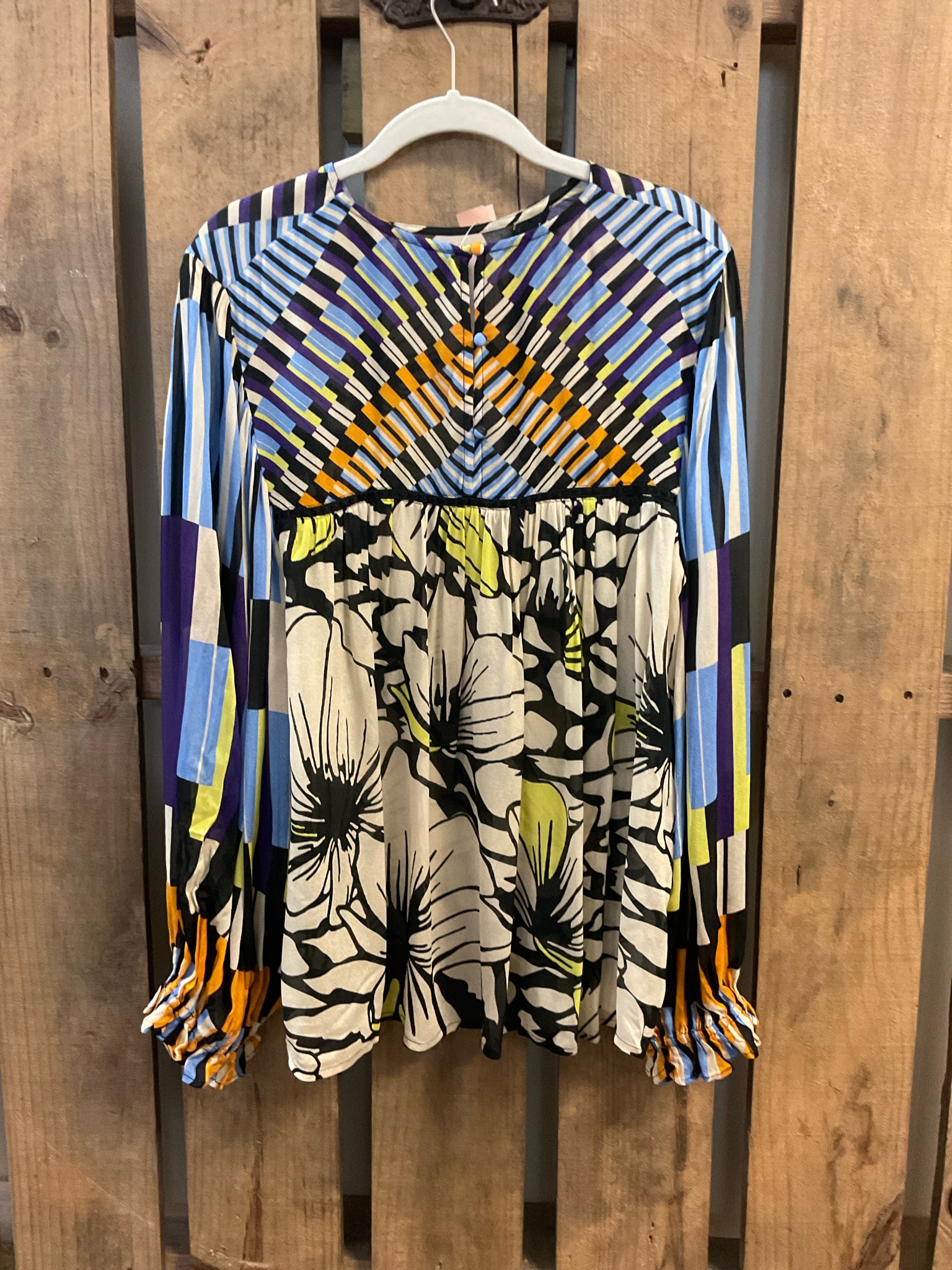 BLINK LONDON Size S BLUE AND TAN PRINT Top