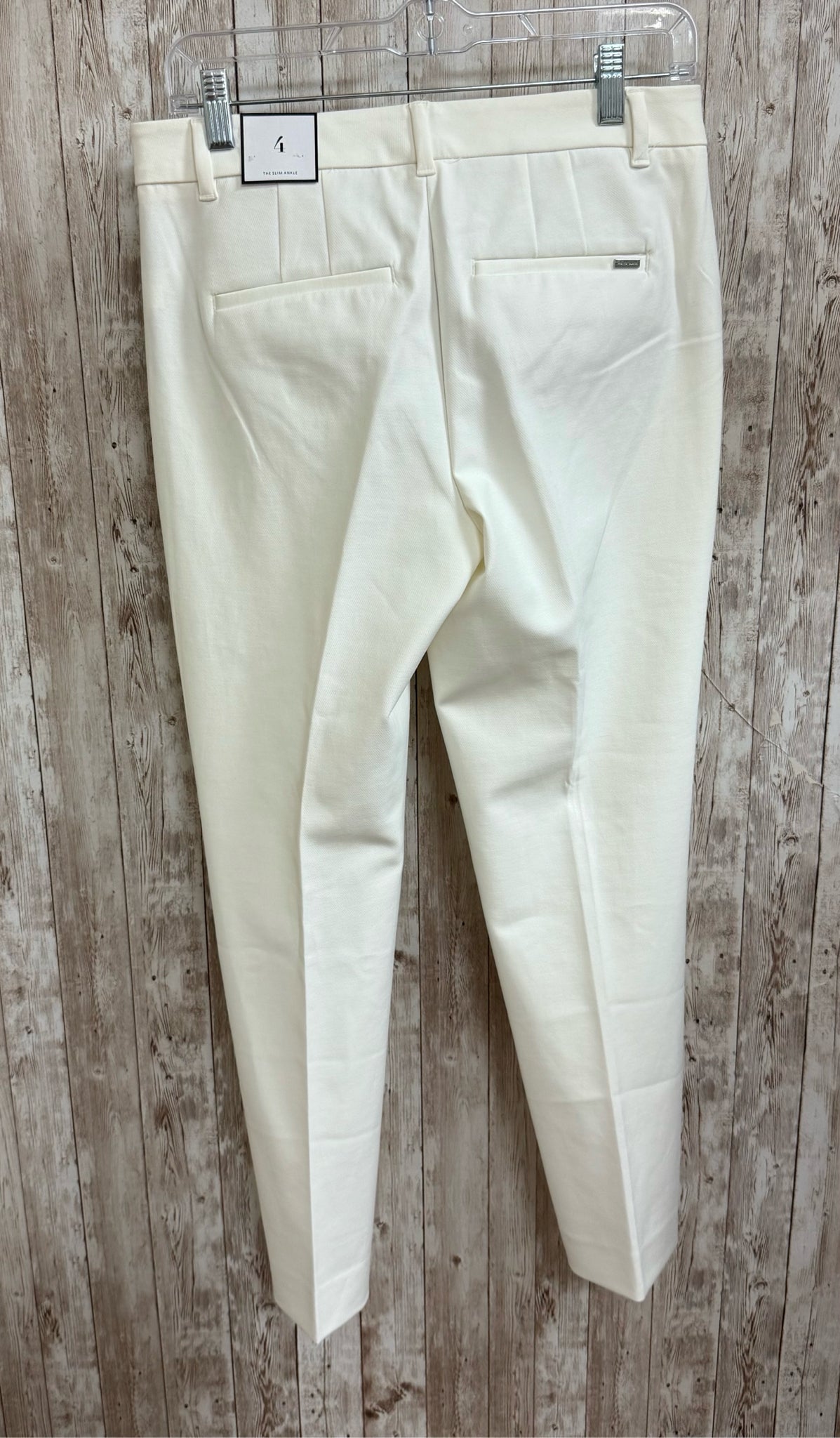 Size 4 WHITEHOUSE/BLACK MKT White Pants