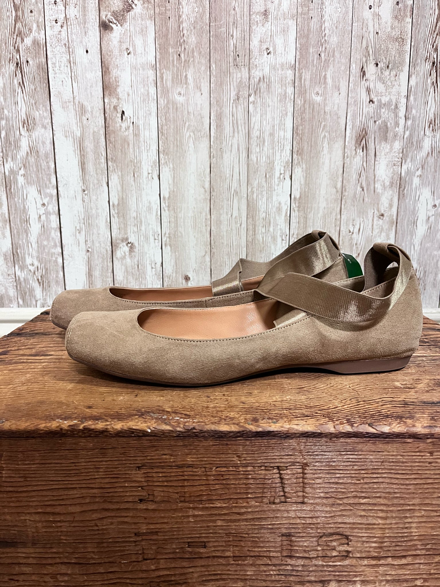 JESSICA SIMPSON 10 LIGHT BROWN SHOES