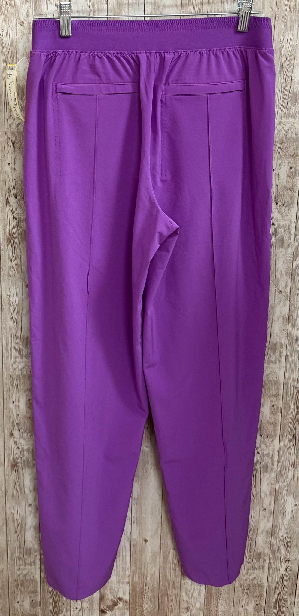 Size 6 ATHLETA Fuschia Pants