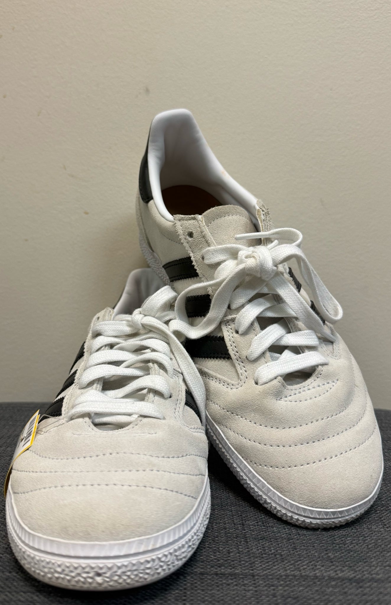 6.5 ADIDAS Beige Sneakers