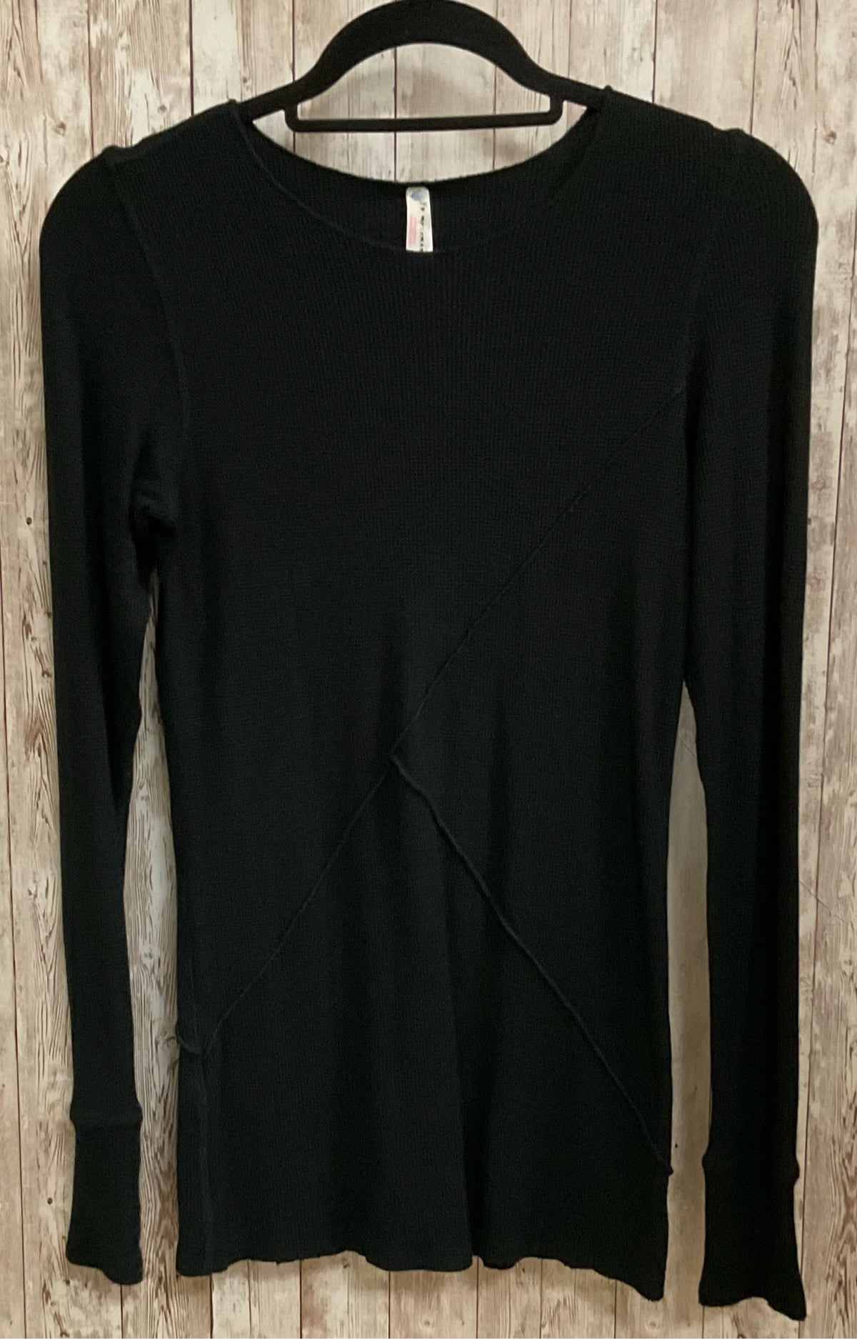 Size M WE THE FREE Black Top