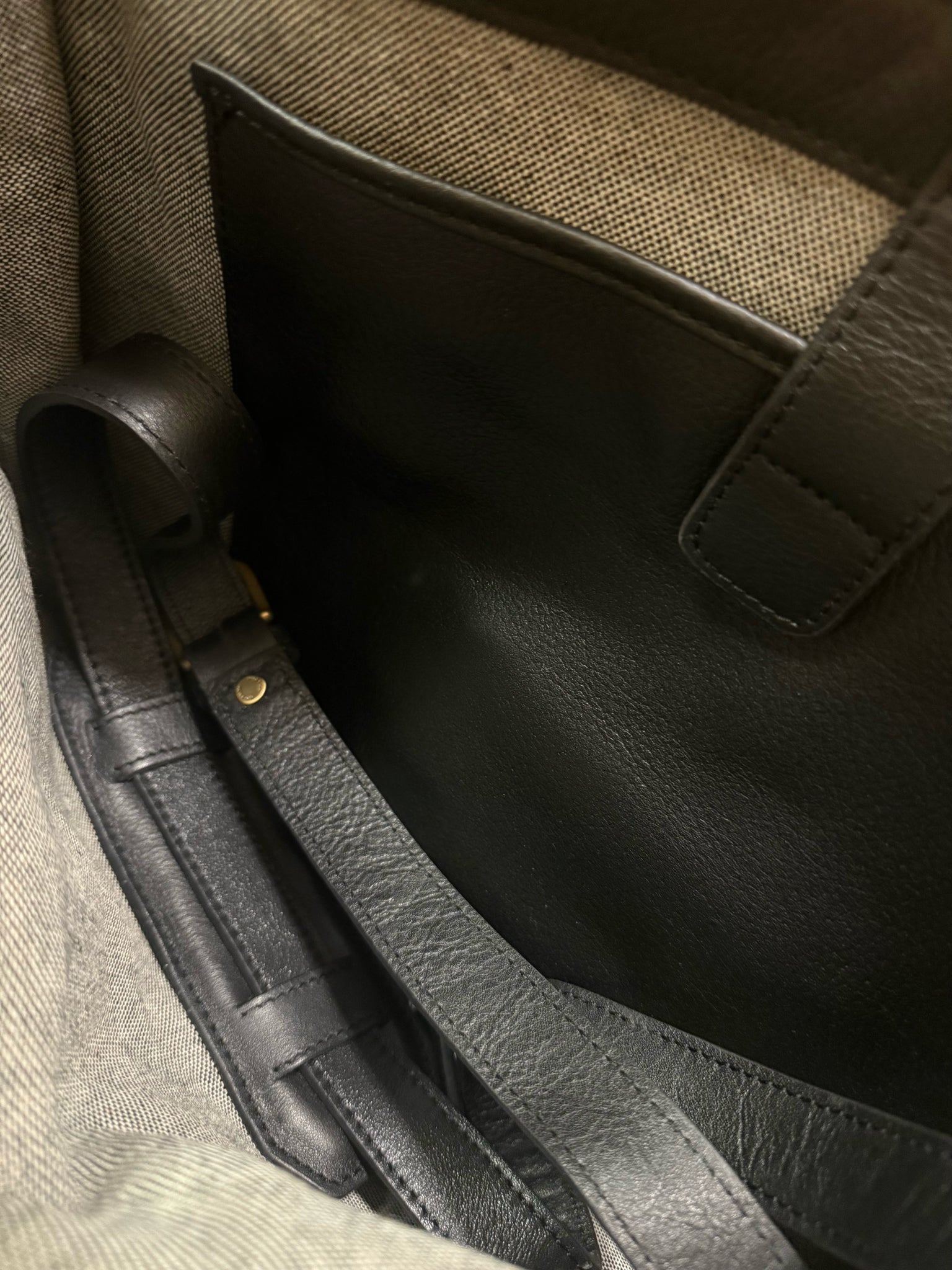 HIDESIGN CASE