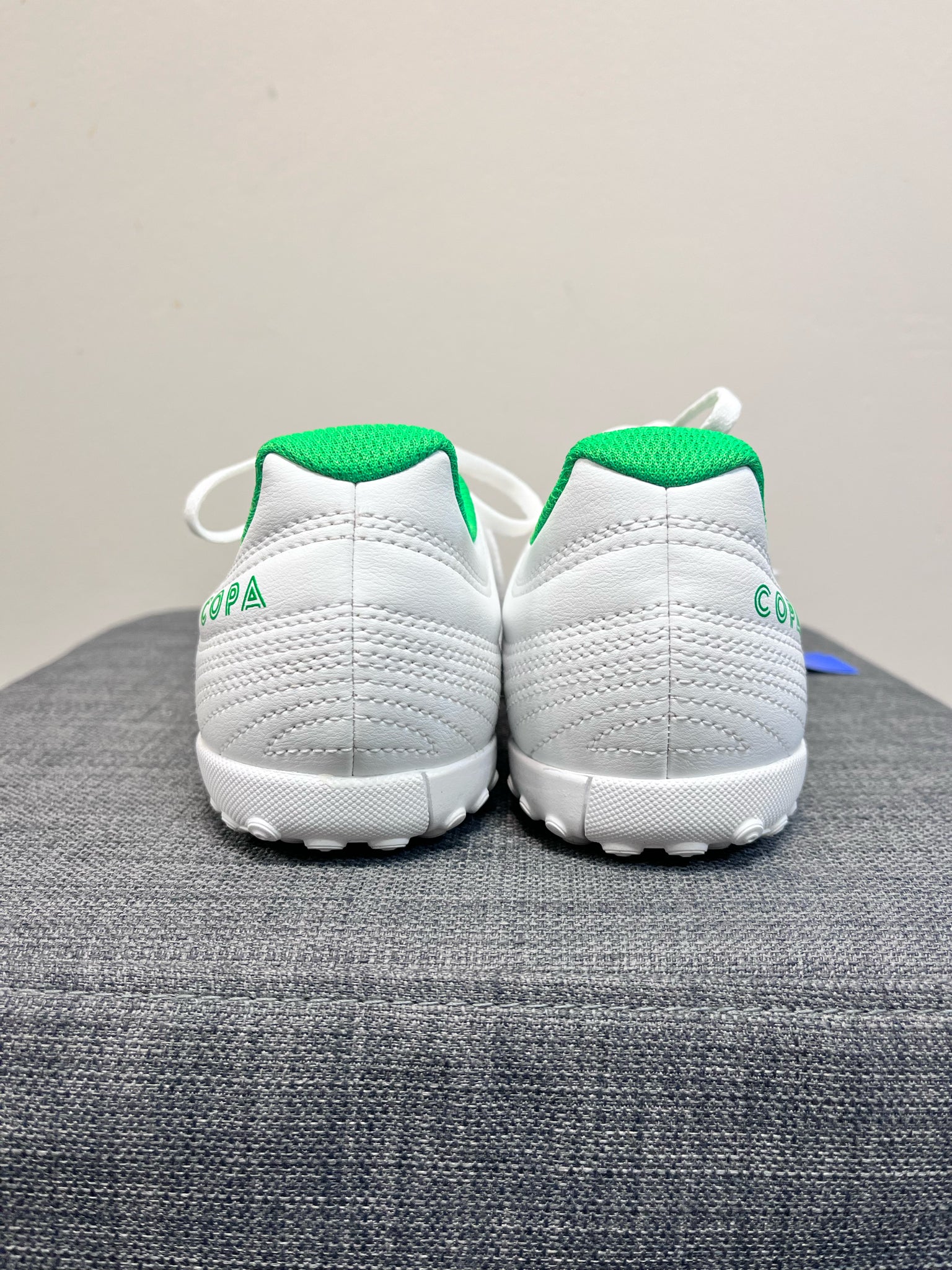 ADIDAS 5.5 WHITE AND GREEN Sneakers