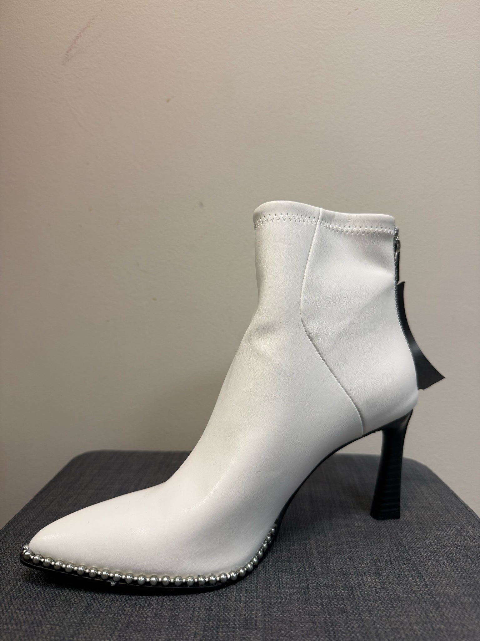 9.5 BCBG White Boots