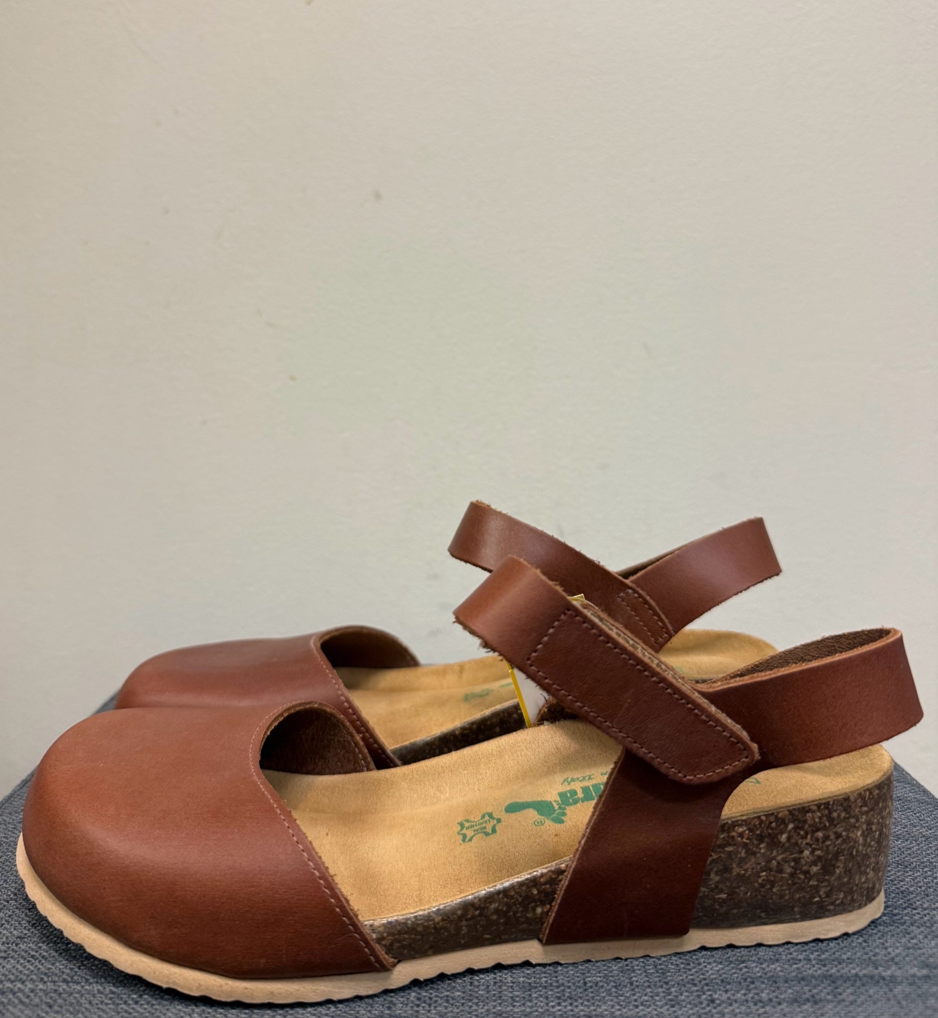 7 Bionatura Brown Sandals